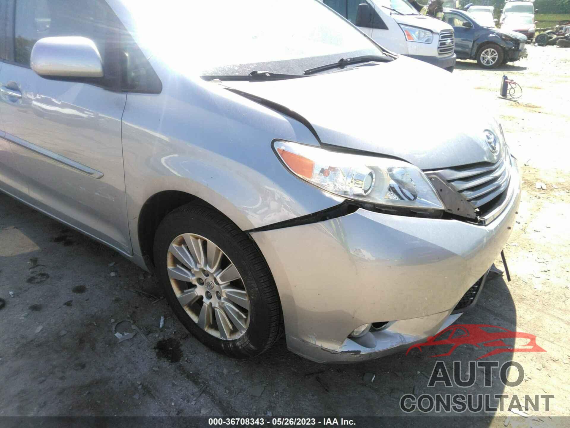 TOYOTA SIENNA 2015 - 5TDDK3DC5FS113451