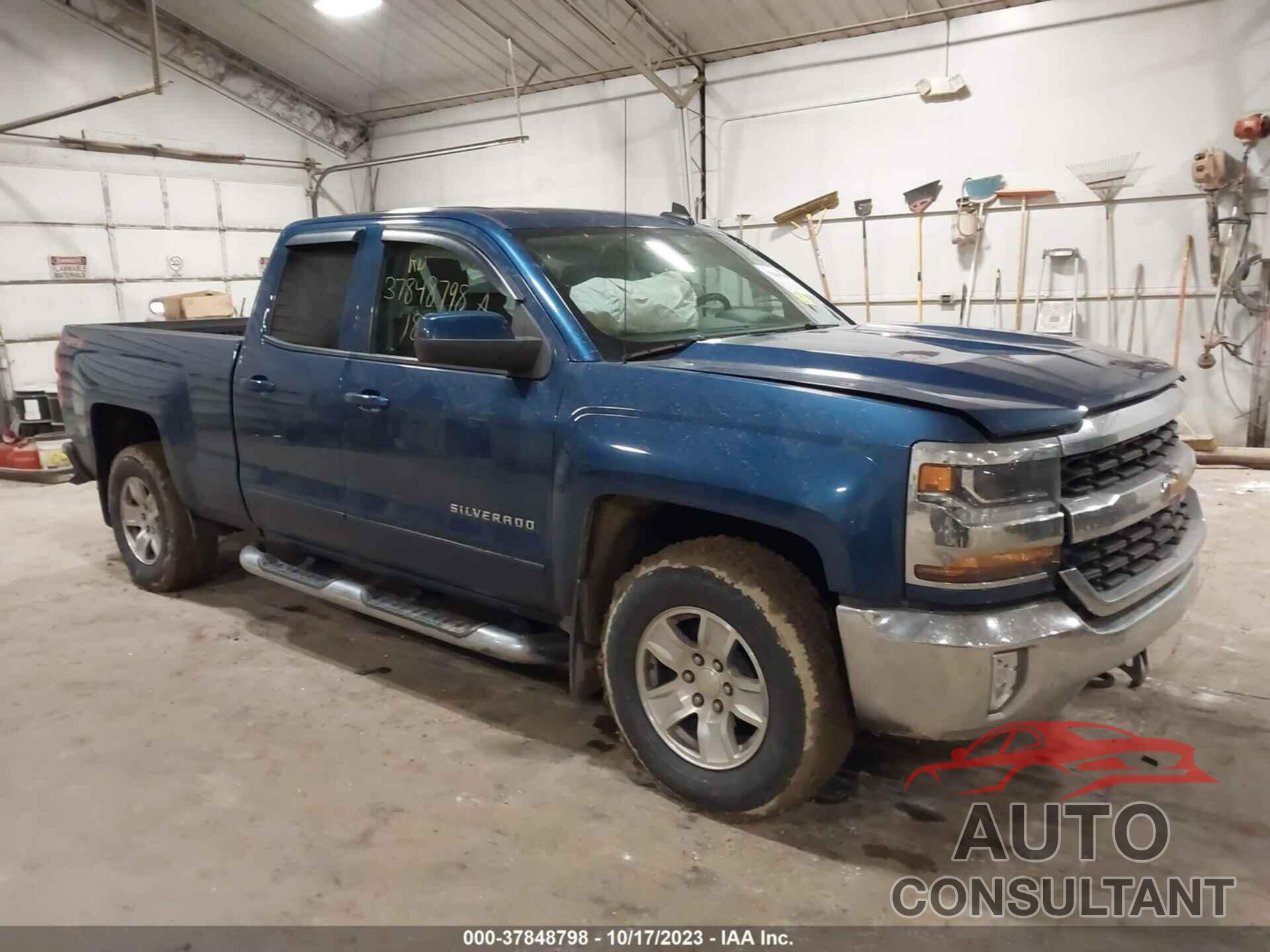 CHEVROLET SILVERADO 1500 2018 - 1GCVKREC3JZ202142