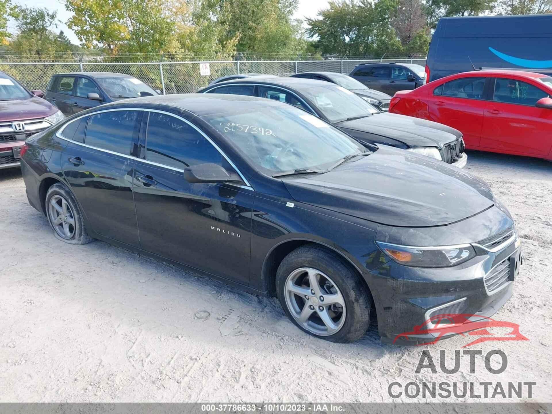 CHEVROLET MALIBU 2018 - 1G1ZB5ST3JF272958