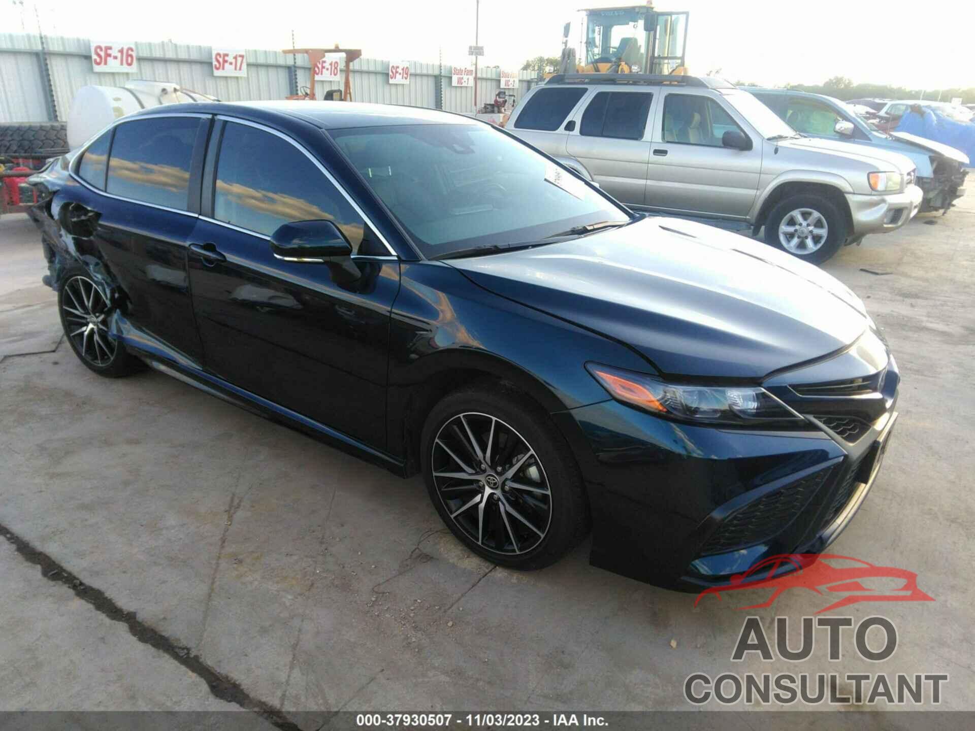 TOYOTA CAMRY 2021 - 4T1T11AK3MU565160