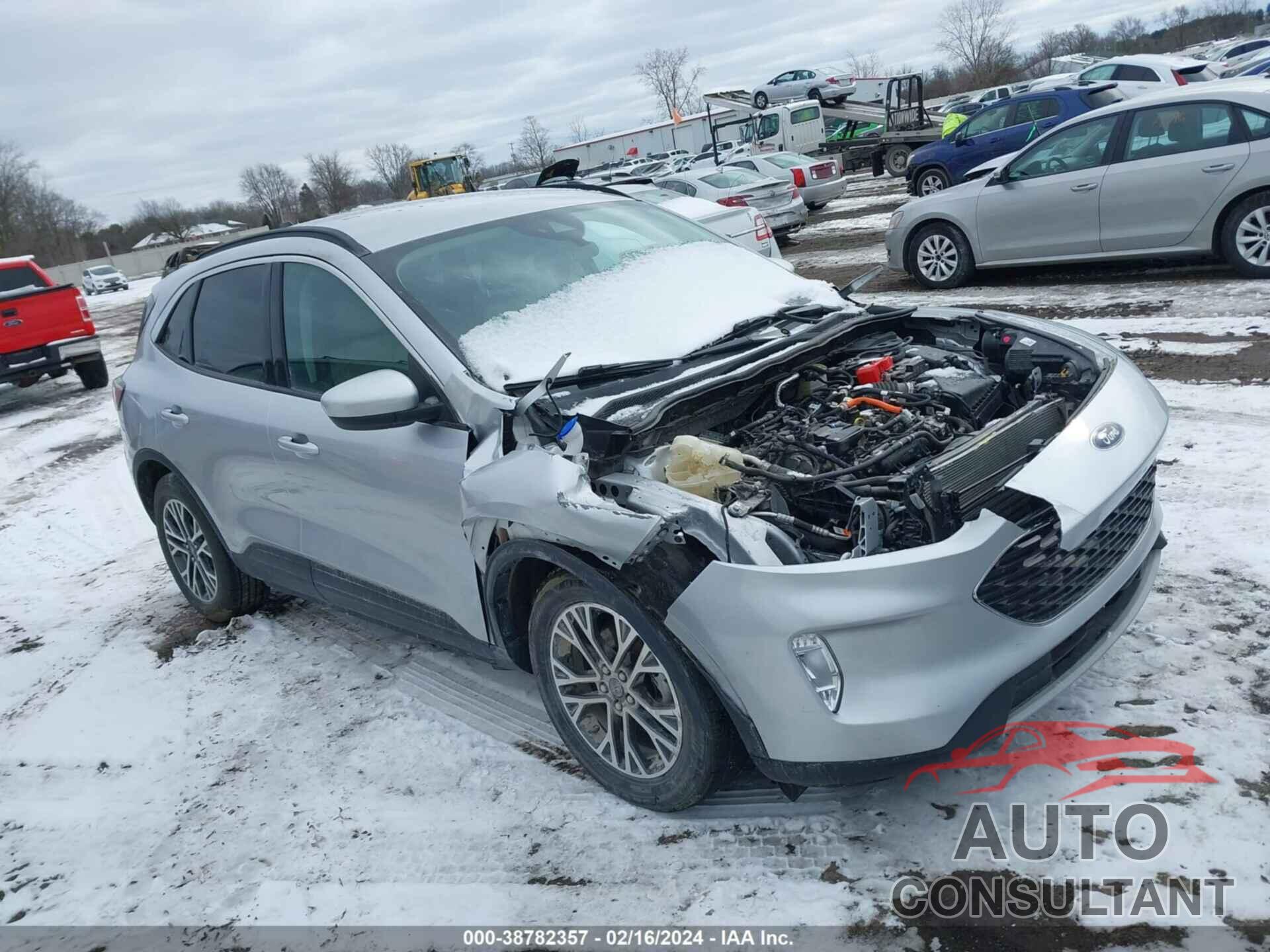 FORD ESCAPE 2020 - 1FMCU0H69LUA59180