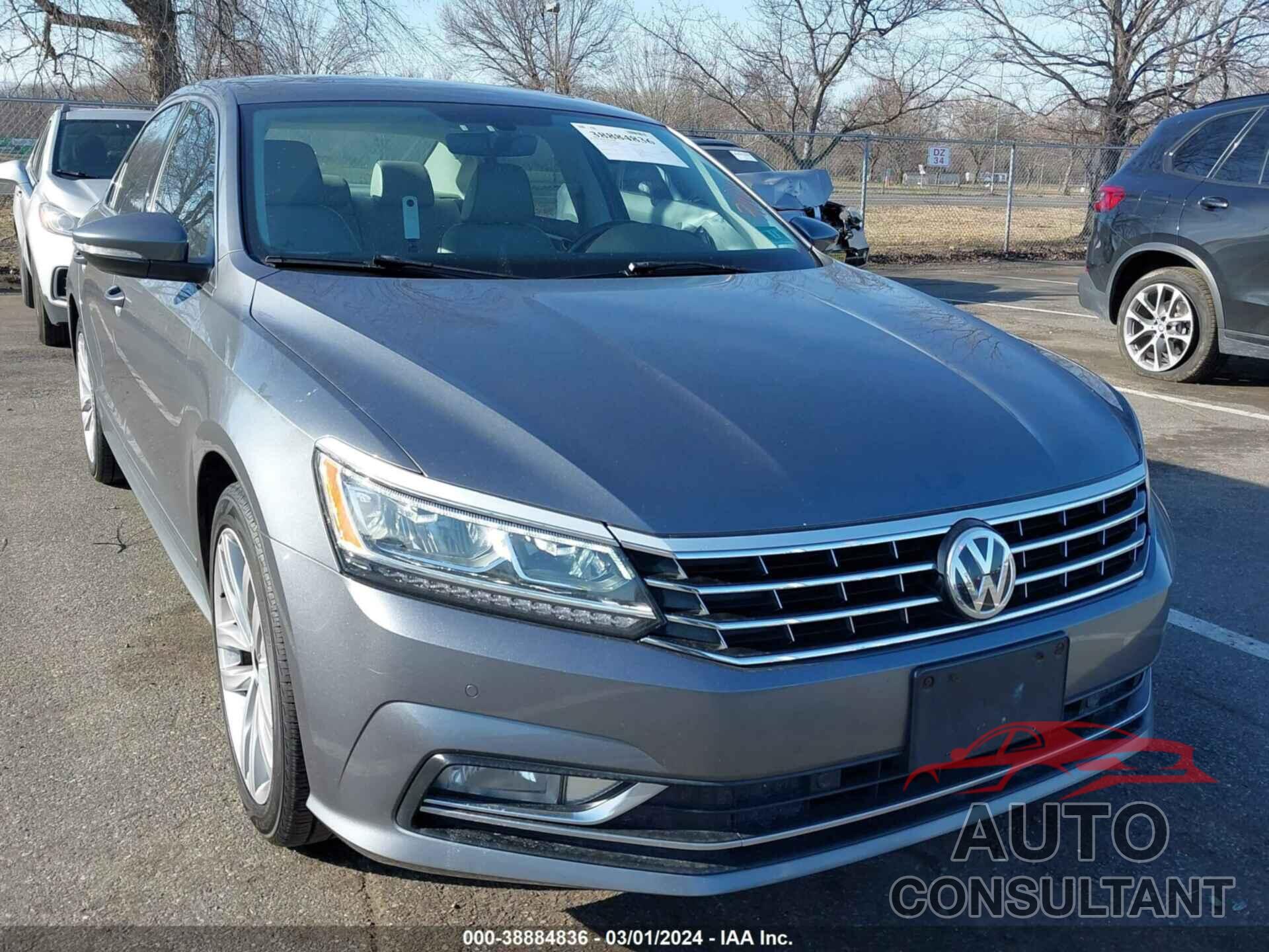 VOLKSWAGEN PASSAT 2017 - 1VWGT7A37HC080850