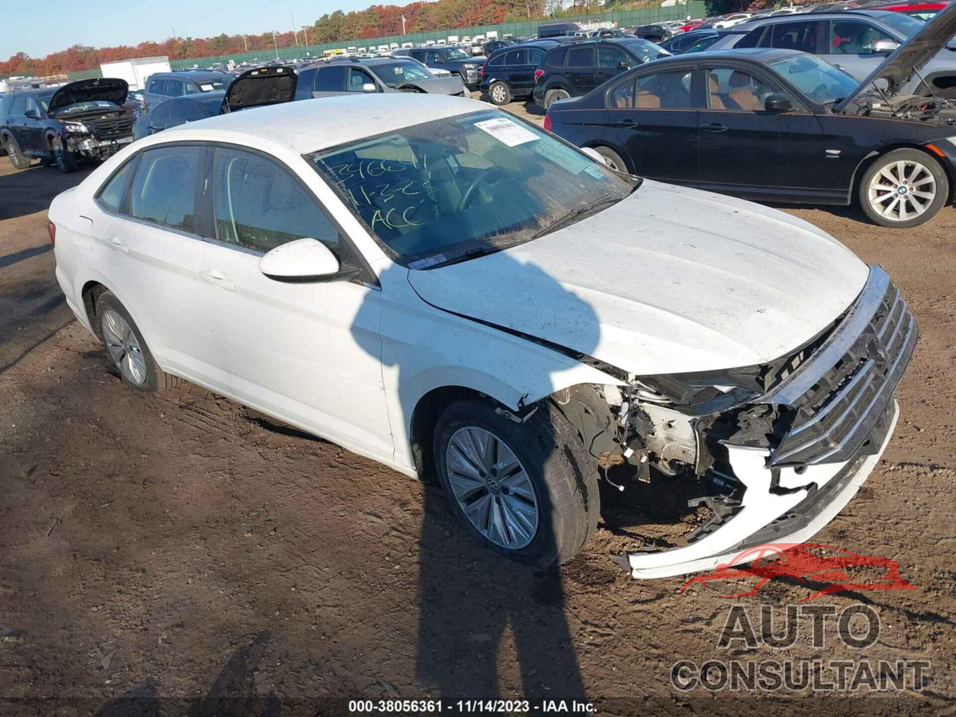 VOLKSWAGEN JETTA 2019 - 3VWC57BU4KM076602