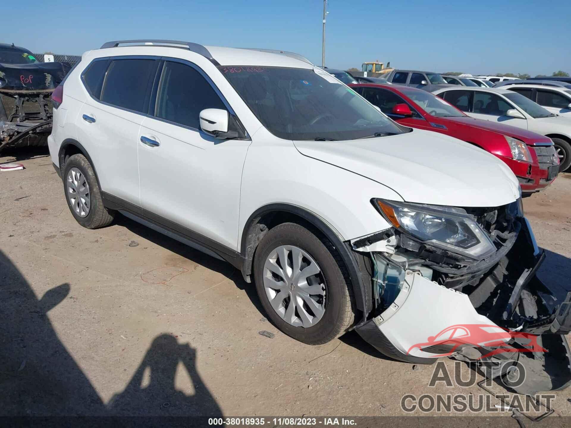 NISSAN ROGUE 2017 - KNMAT2MT2HP542716