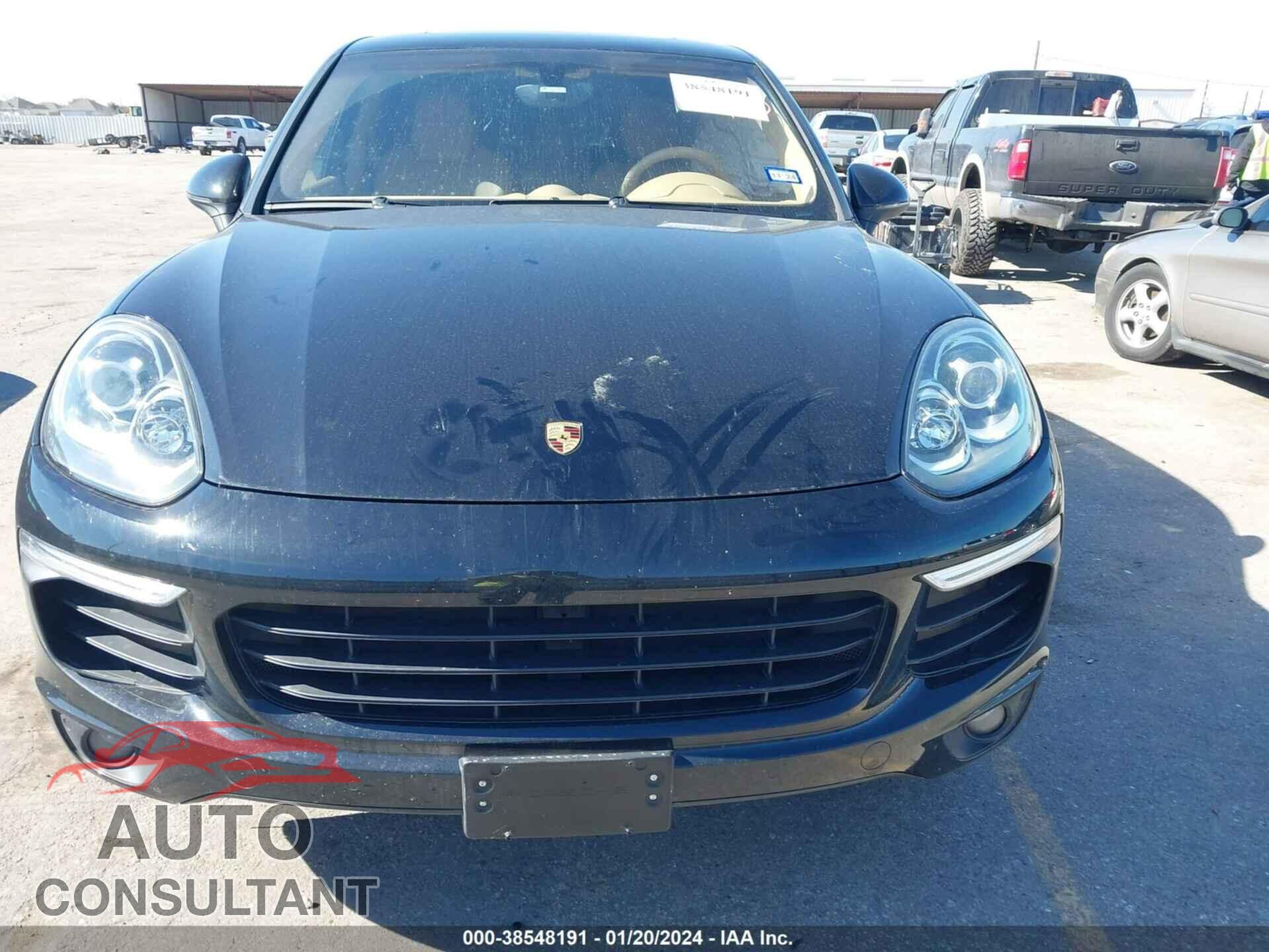 PORSCHE CAYENNE 2016 - WP1AA2A23GKA37196
