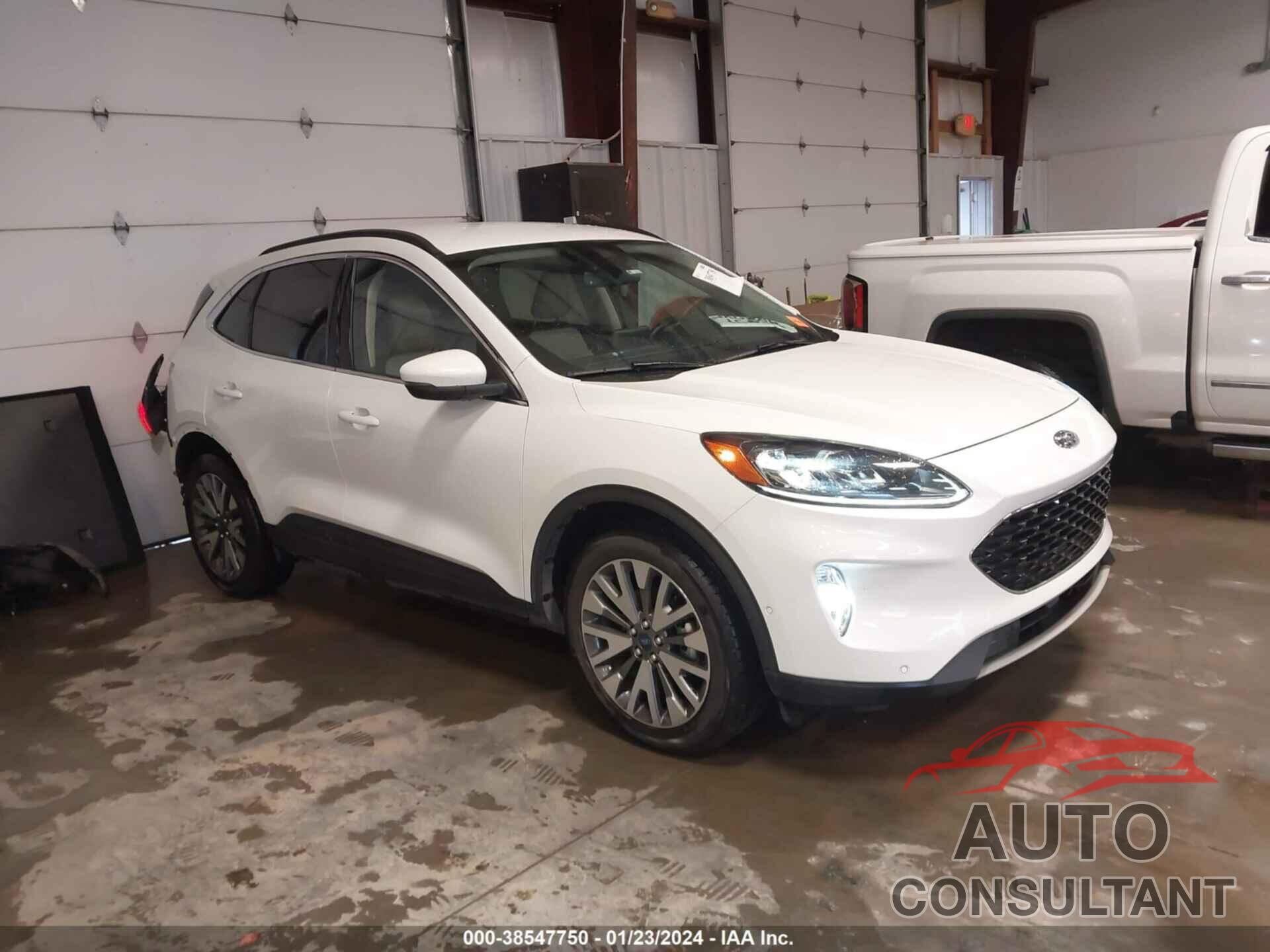 FORD ESCAPE 2020 - 1FMCU9J98LUB17370
