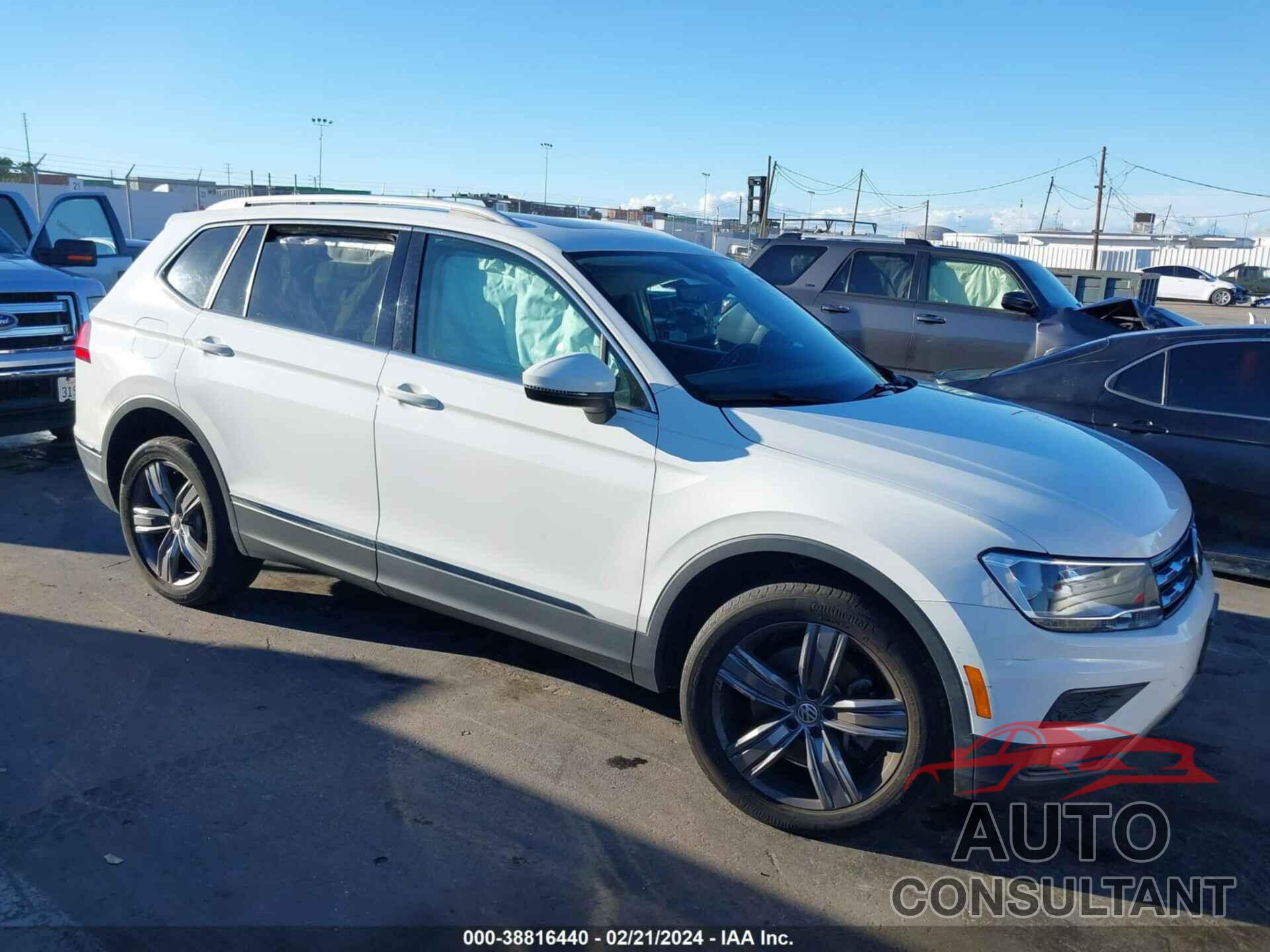 VOLKSWAGEN TIGUAN 2020 - 3VV3B7AX3LM141000