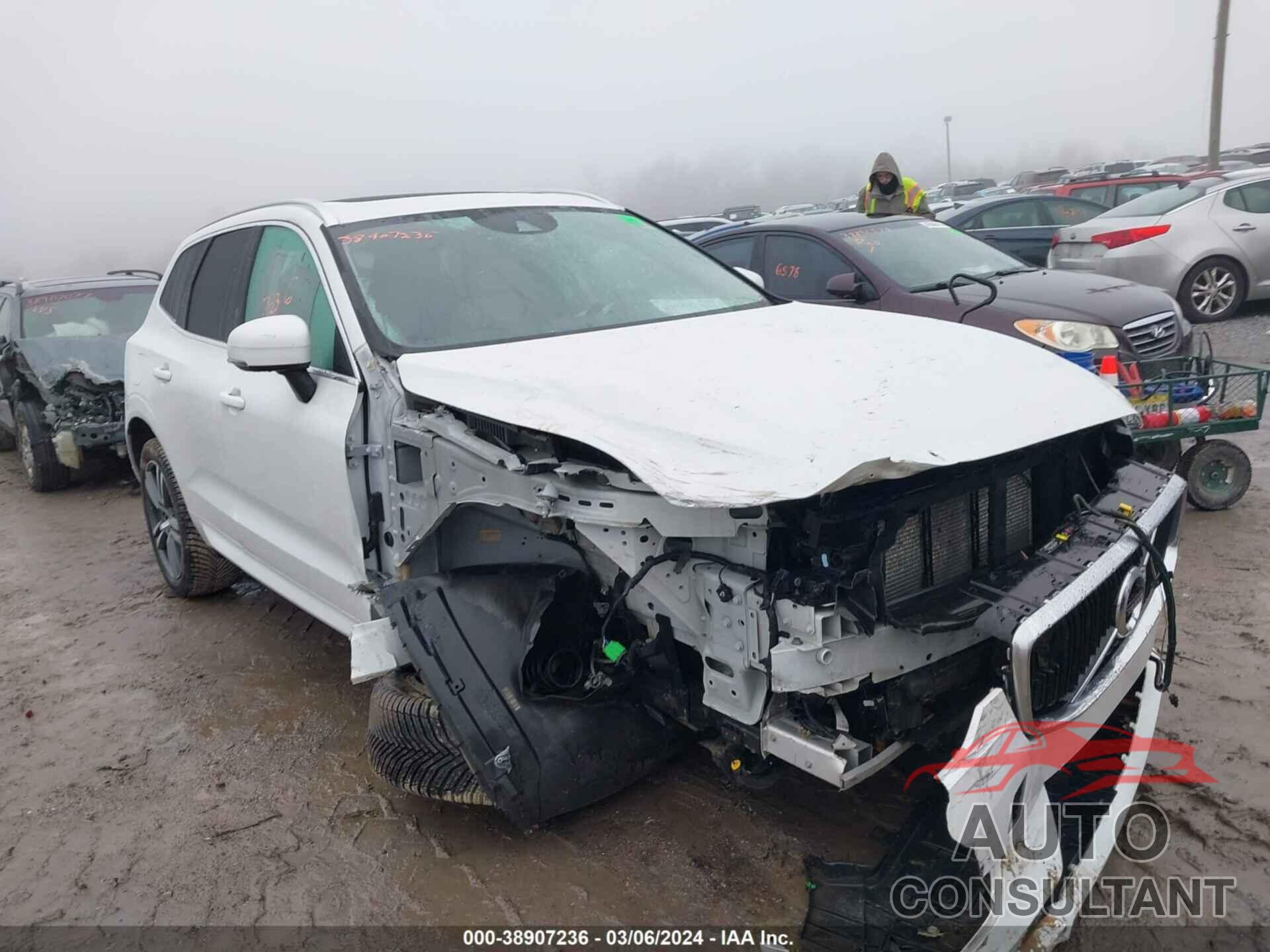 VOLVO XC60 2021 - YV4102RK7M1850290