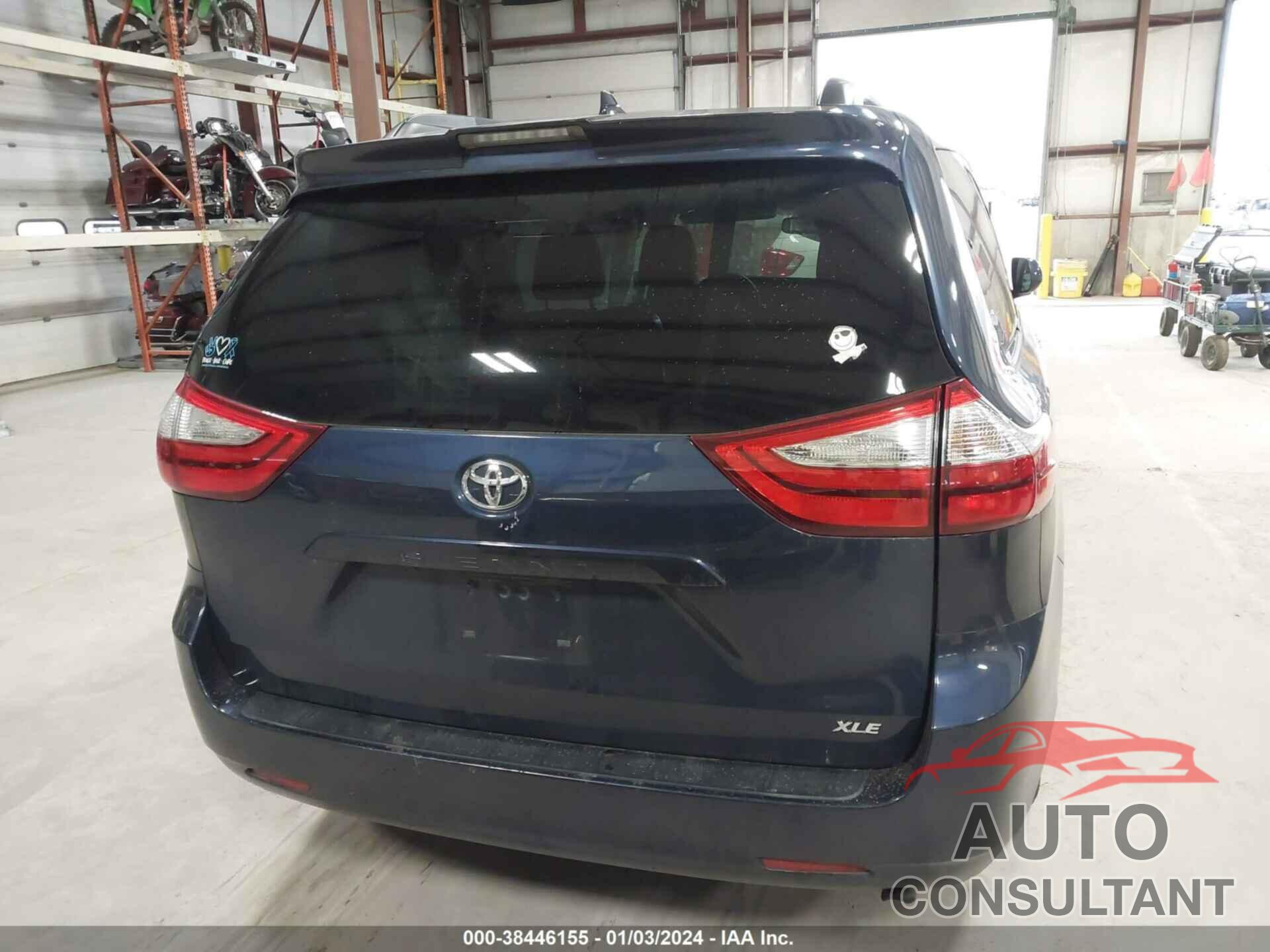 TOYOTA SIENNA 2018 - 5TDYZ3DC3JS934425