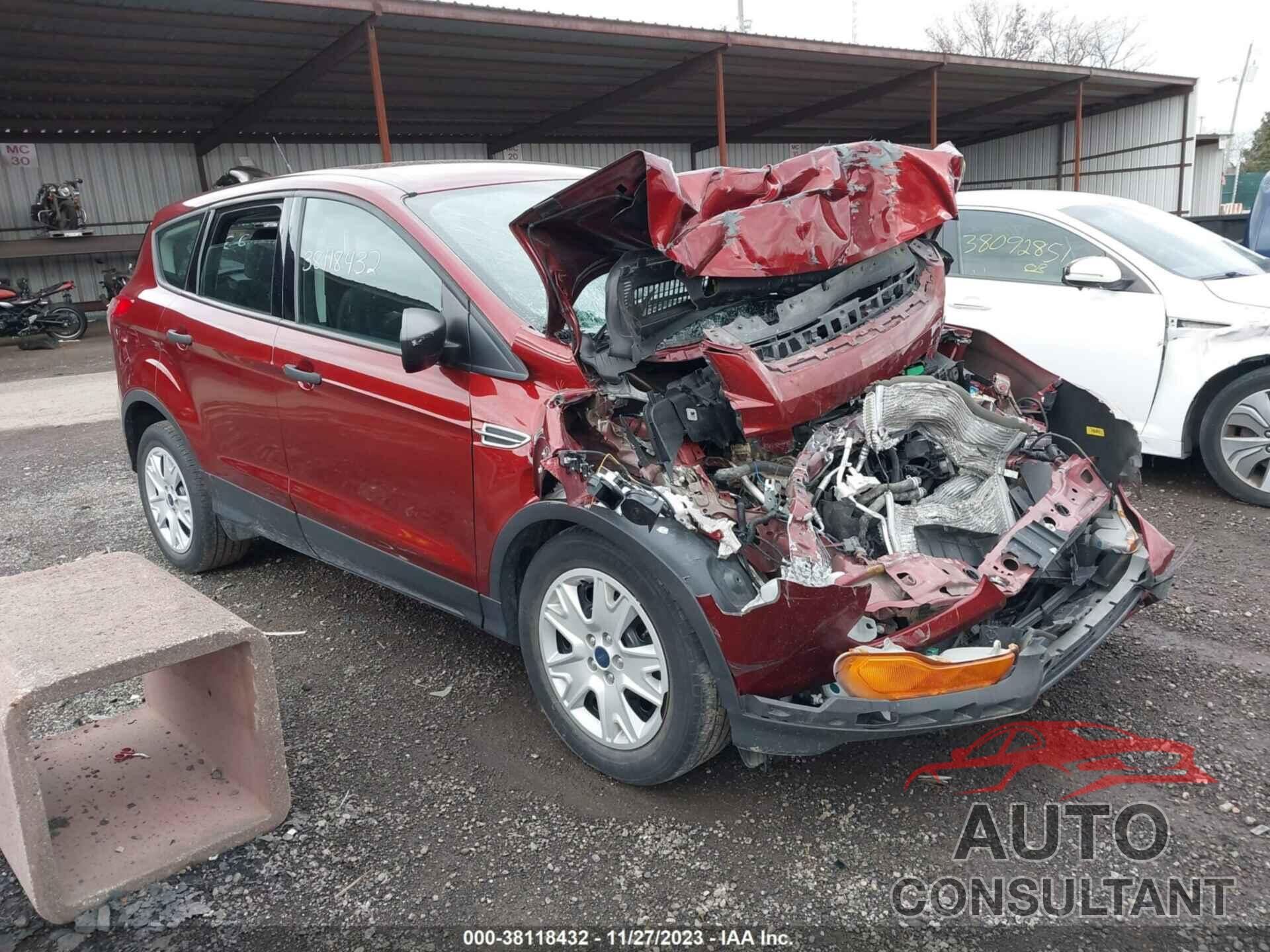 FORD ESCAPE 2015 - 1FMCU0F75FUC58923