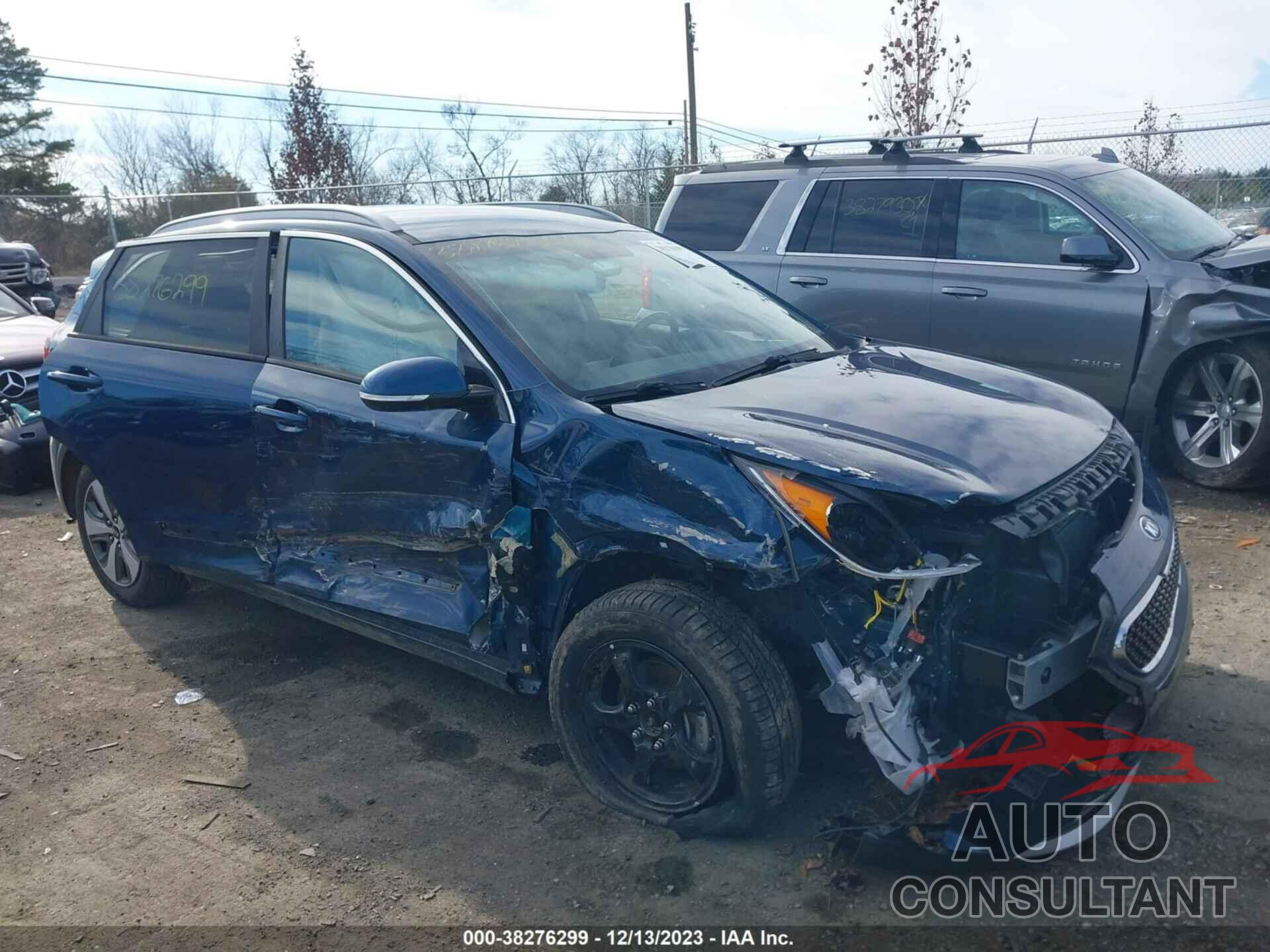 KIA NIRO 2018 - KNDCC3LC8J5111458