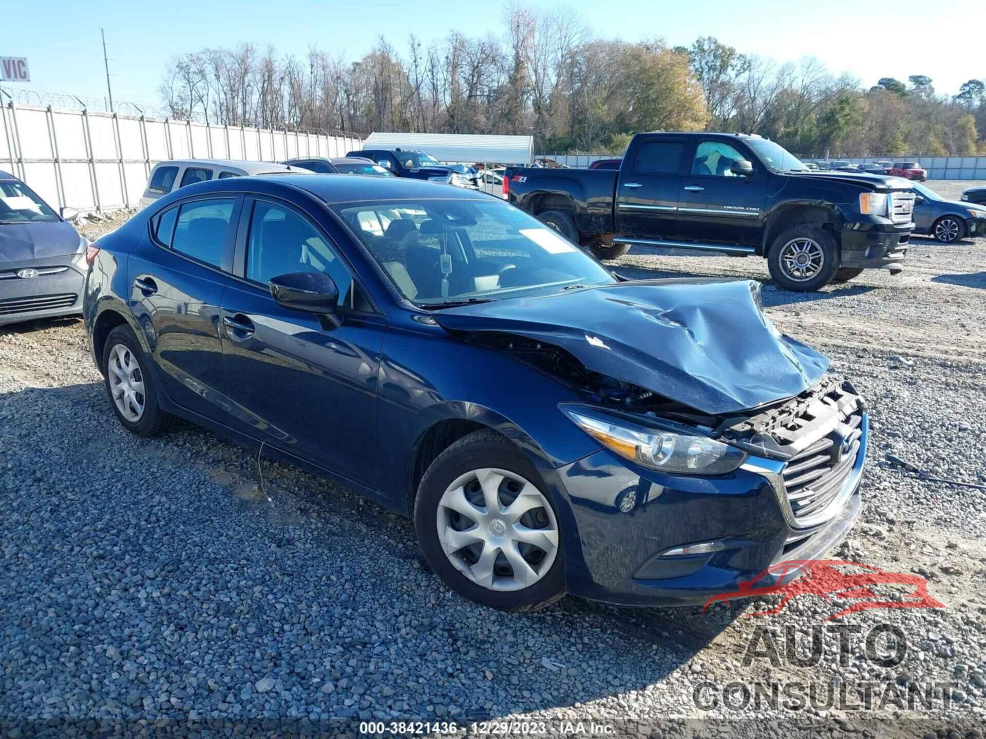 MAZDA 3 2018 - 3MZBN1U73JM169061