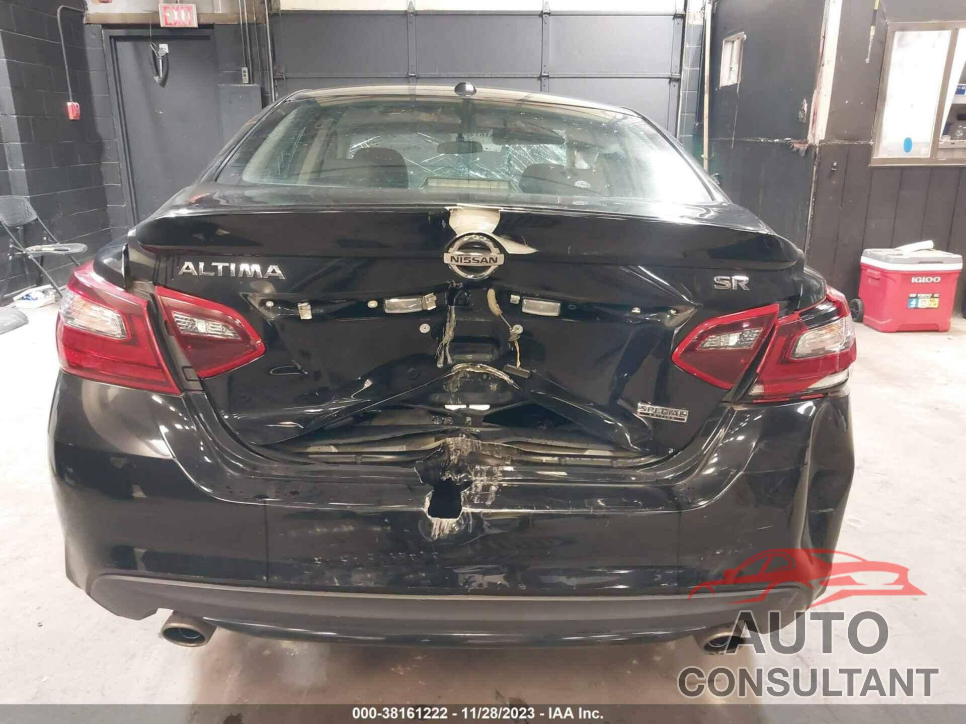 NISSAN ALTIMA 2018 - 1N4AL3AP8JC133961