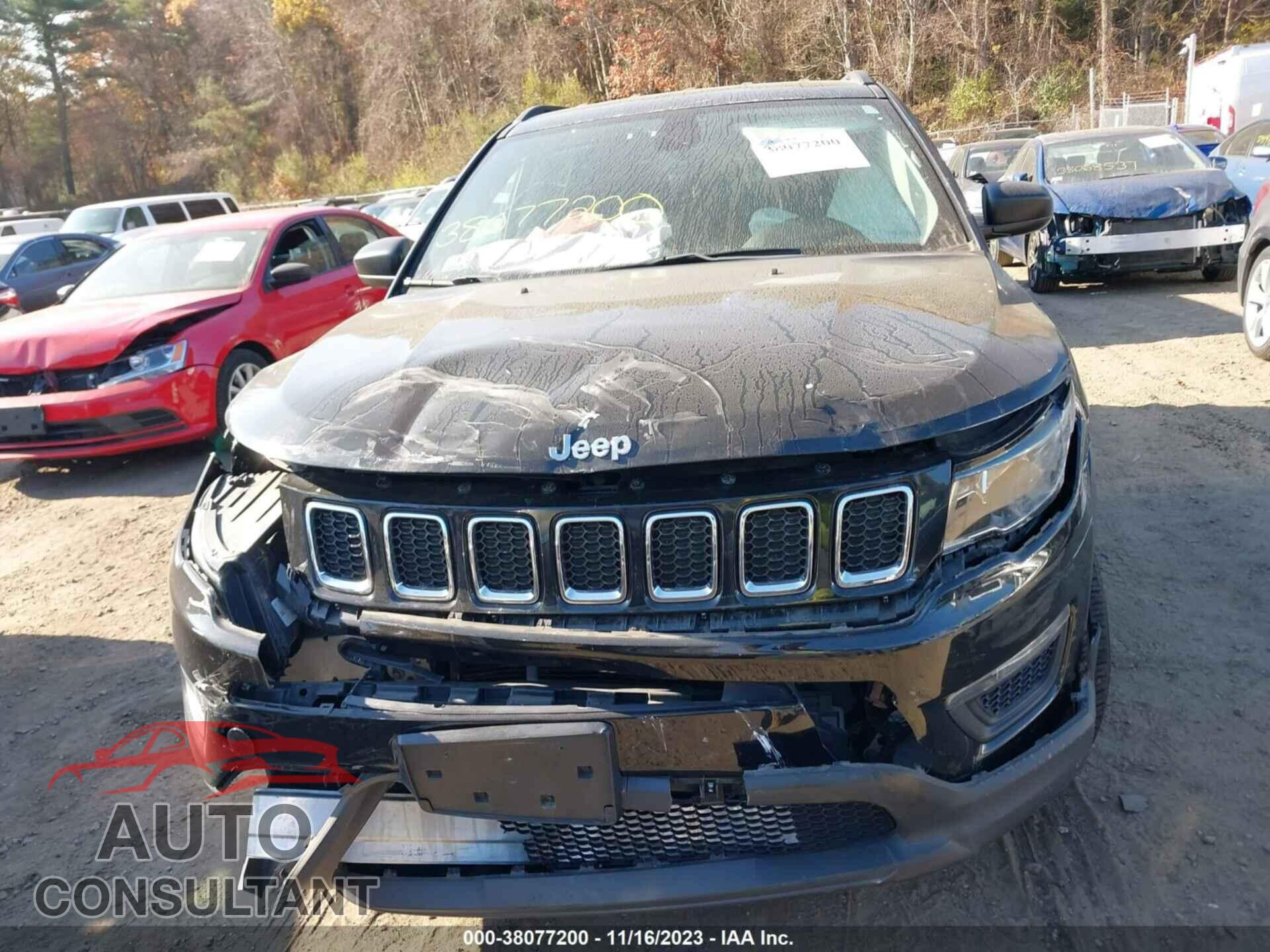 JEEP COMPASS 2018 - 3C4NJDAB6JT480852