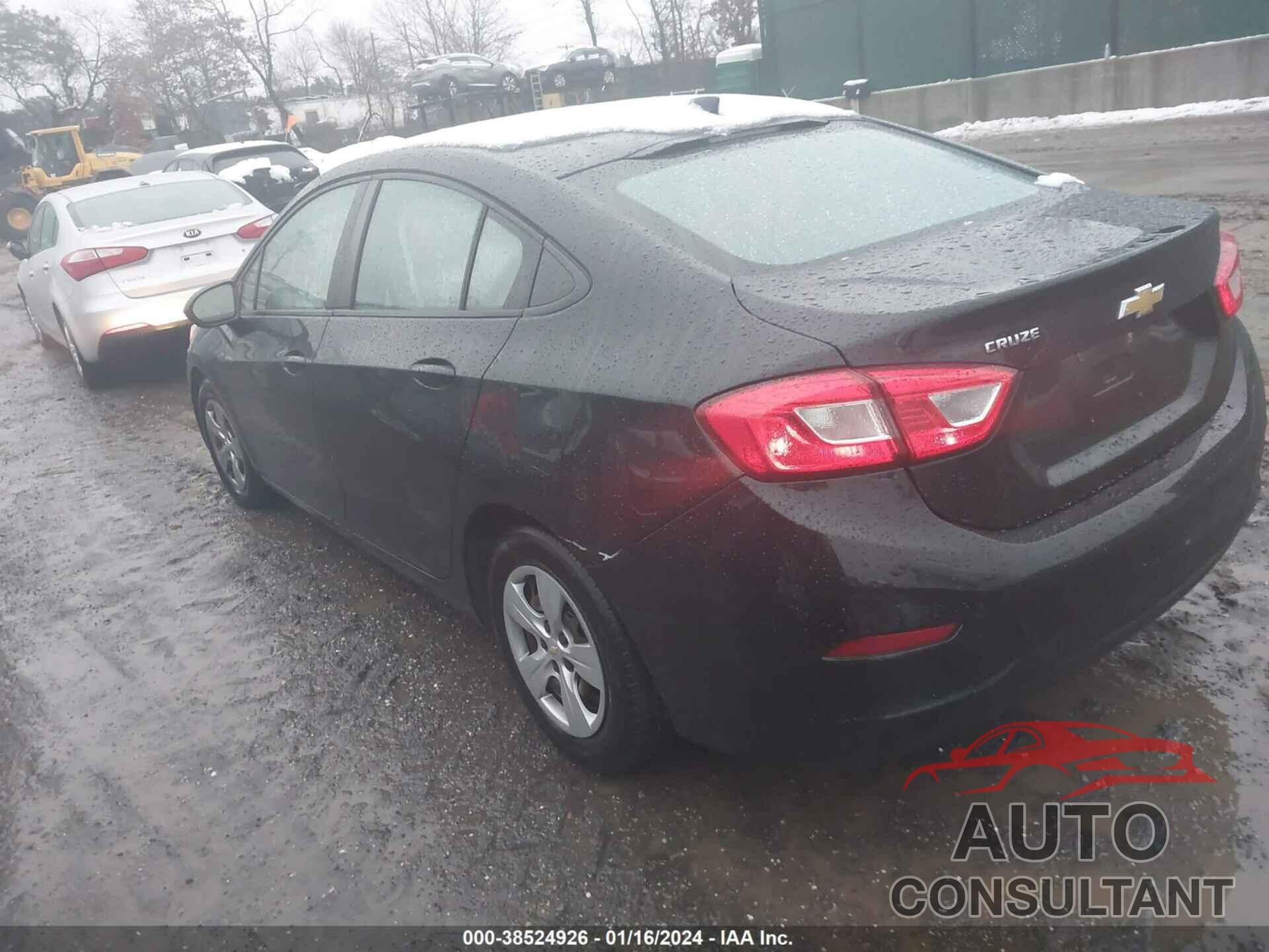 CHEVROLET CRUZE 2018 - 1G1BC5SM1J7157146