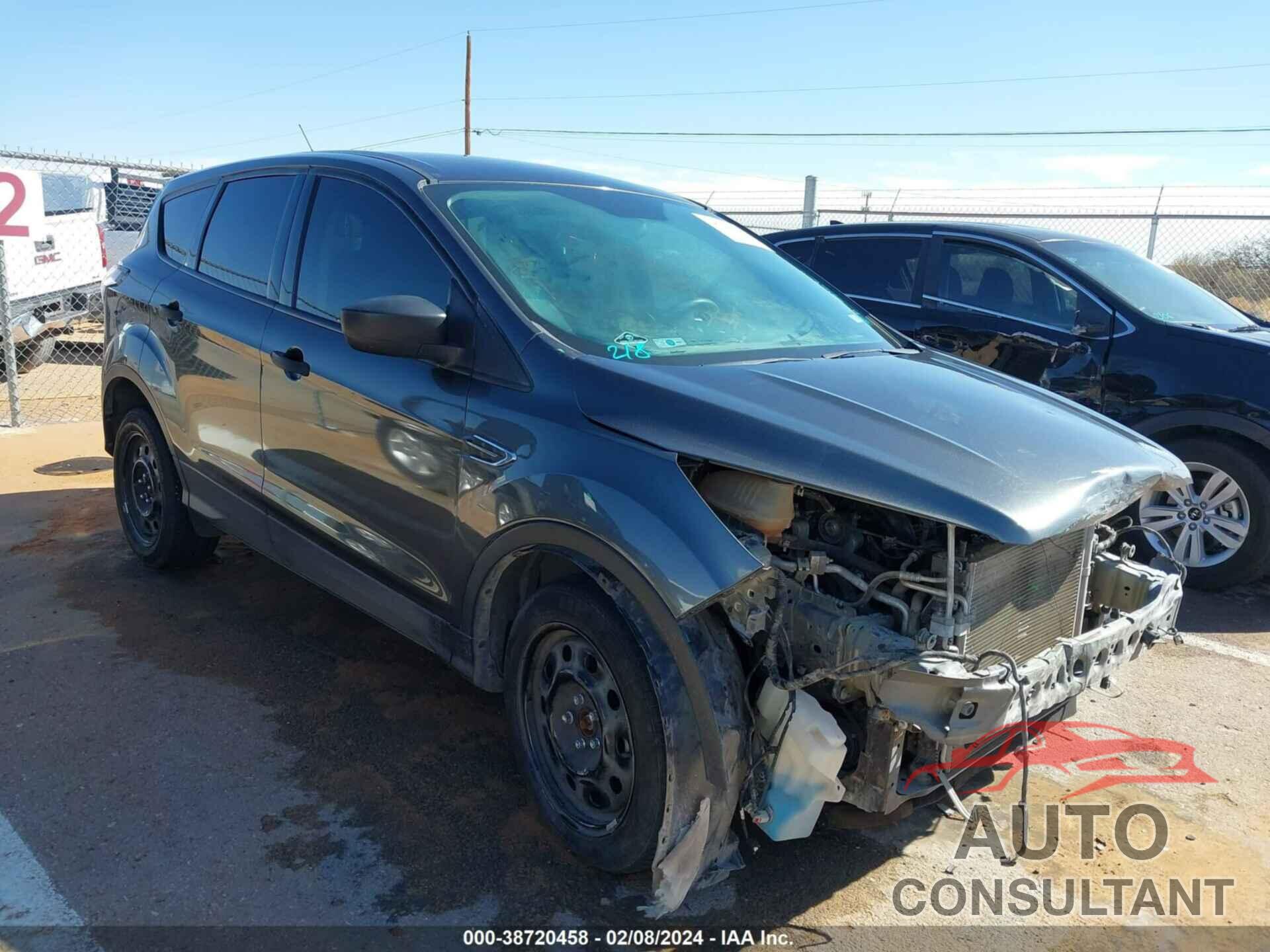 FORD ESCAPE 2017 - 1FMCU0F77HUA50450