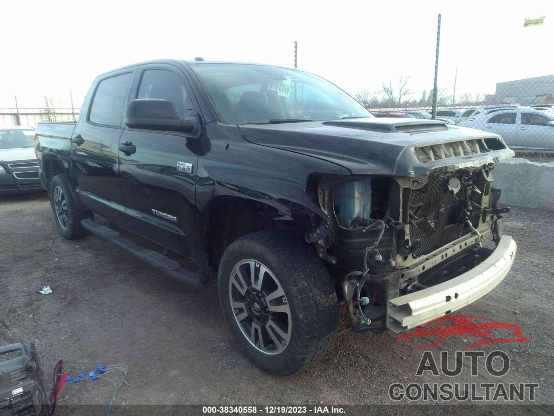 TOYOTA TUNDRA 2018 - 5TFDW5F1XJX729337