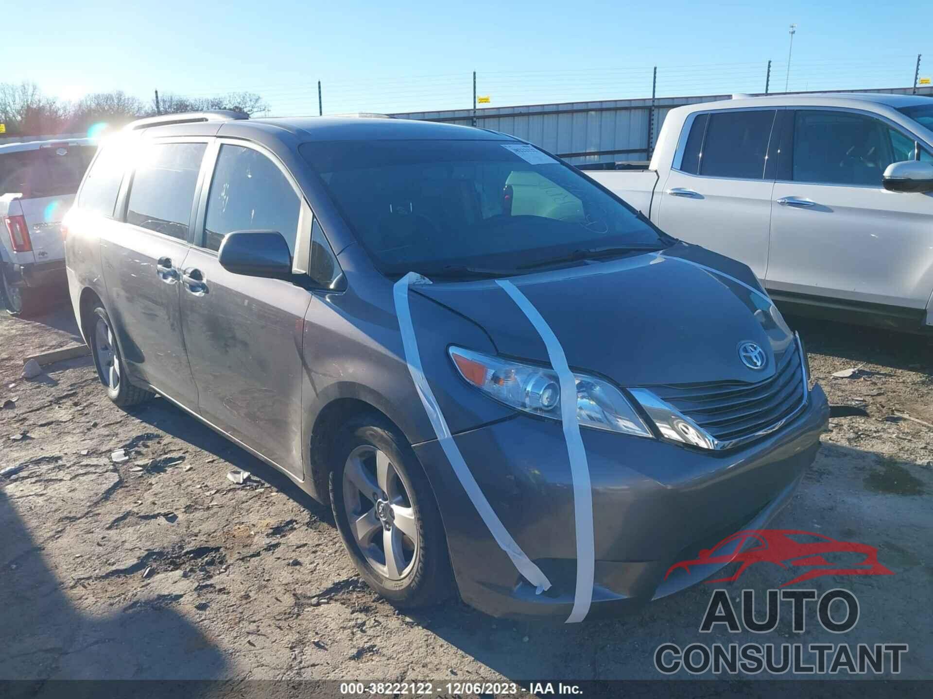 TOYOTA SIENNA 2017 - 5TDKZ3DC3HS857877