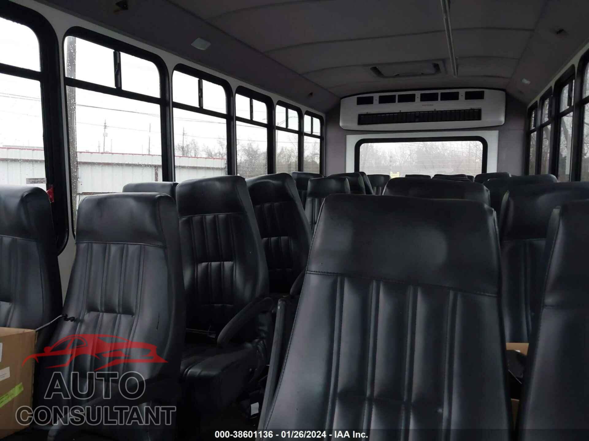 FORD E-450 CUTAWAY 2019 - 1FDFE4FS4KDC27632