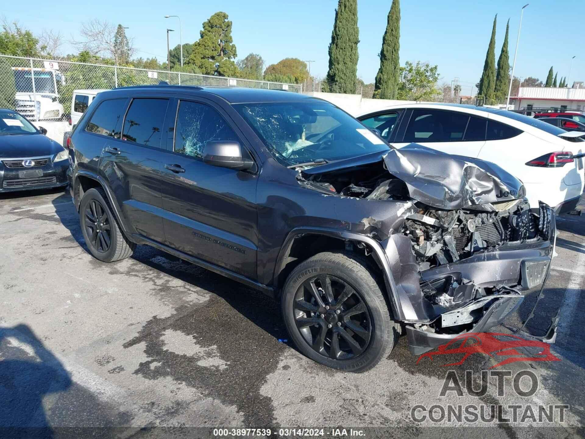 JEEP GRAND CHEROKEE 2018 - 1C4RJFAG9JC206551