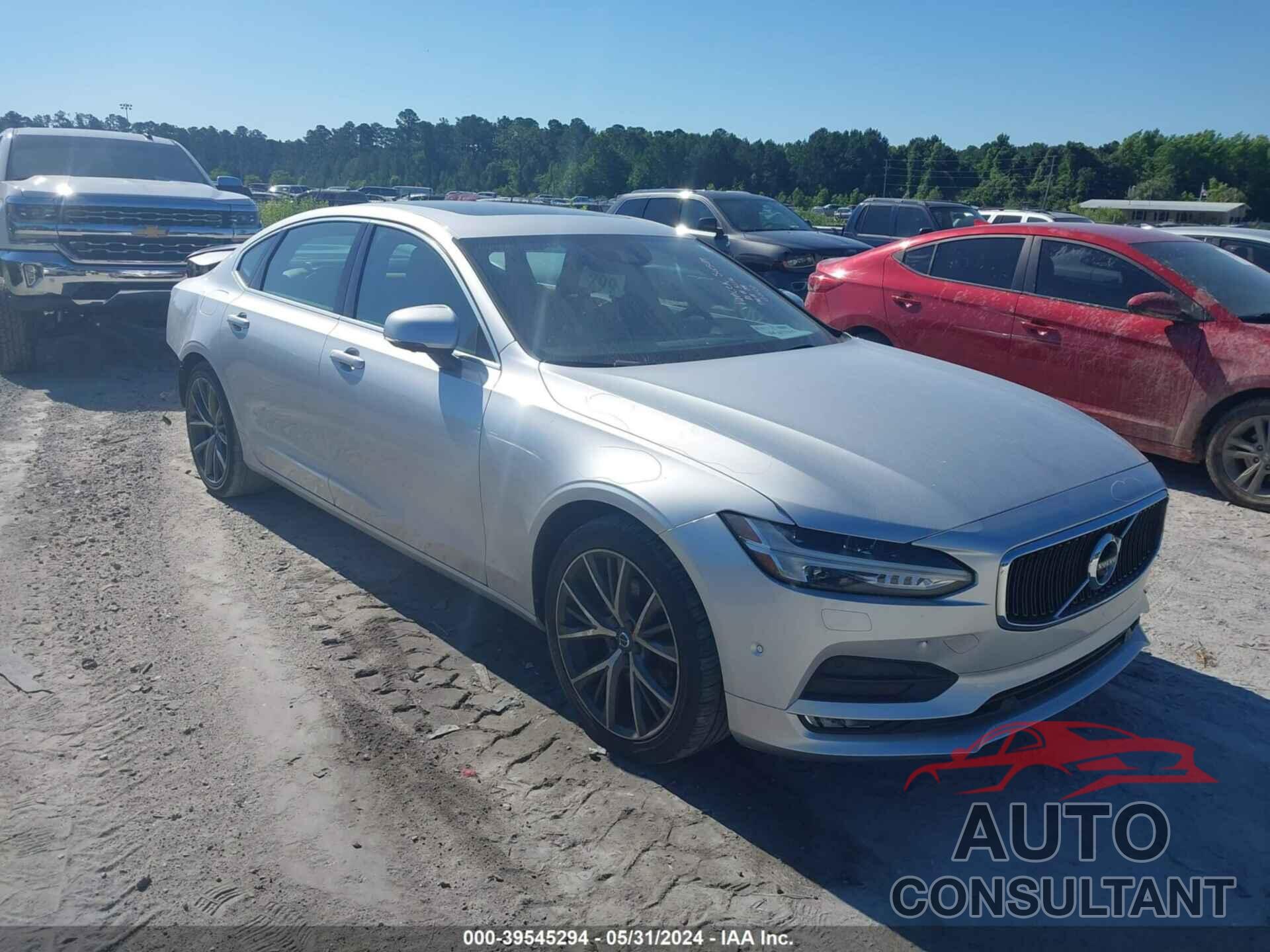 VOLVO S90 2018 - LVY982AK8JP019621