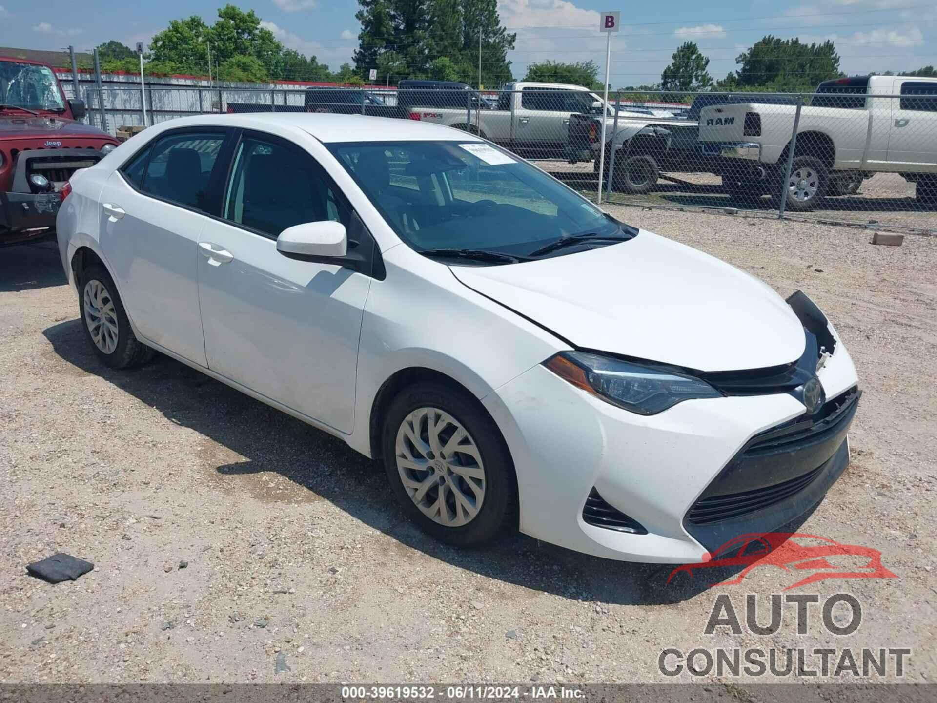 TOYOTA COROLLA 2018 - 2T1BURHEXJC048517