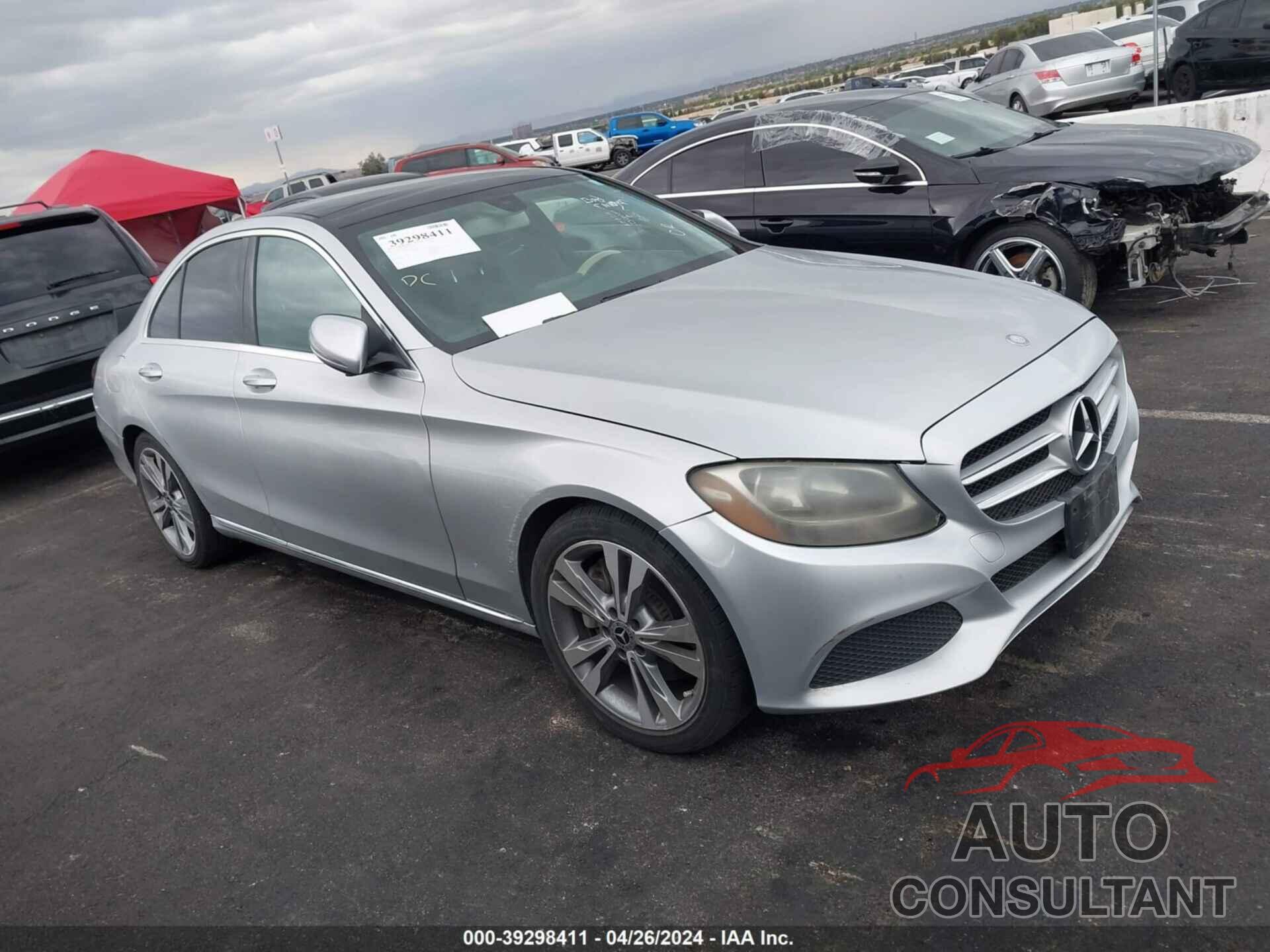 MERCEDES-BENZ C 300 2017 - 55SWF4JB0HU226101