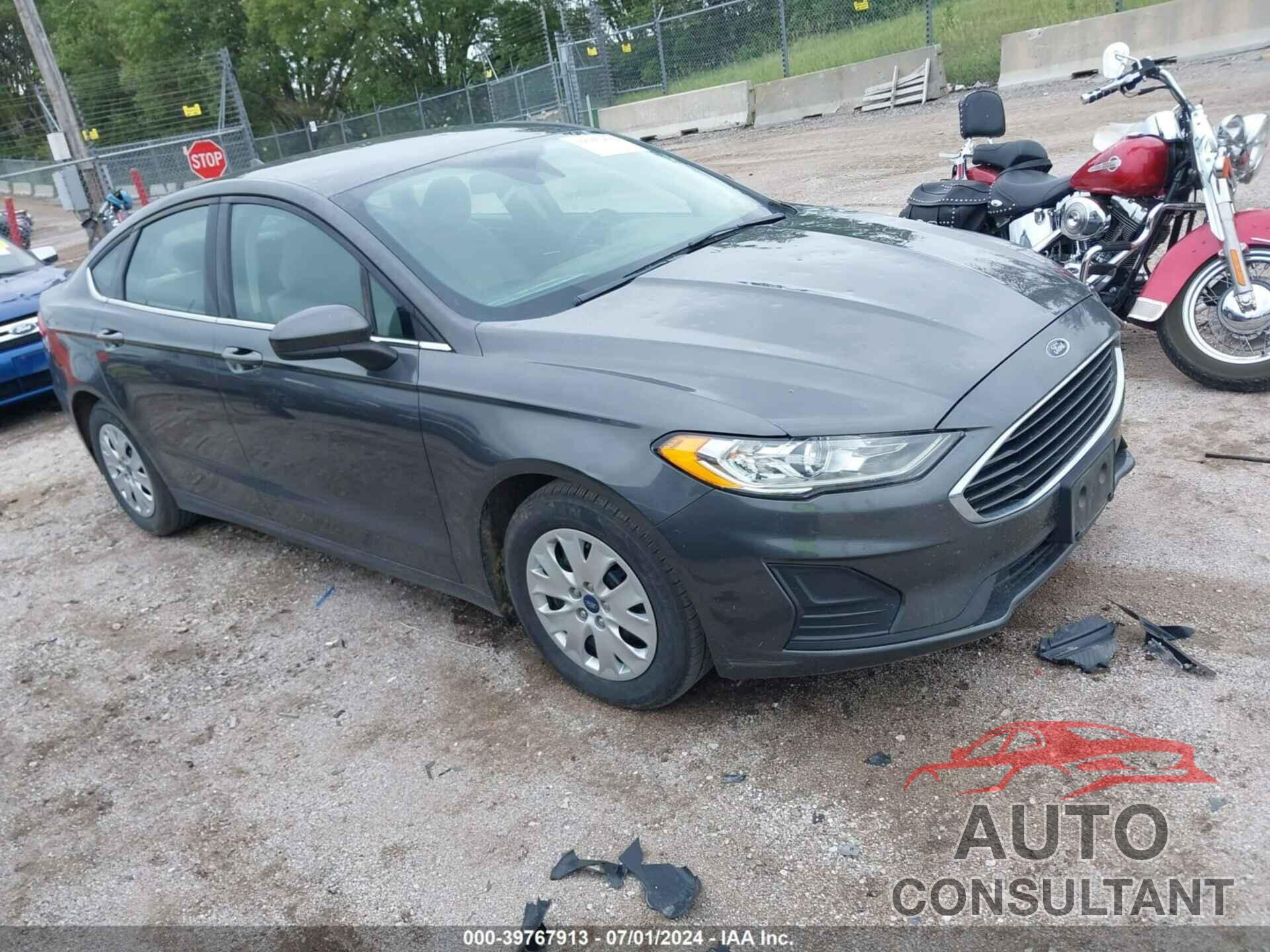 FORD FUSION 2020 - 3FA6P0G78LR135777