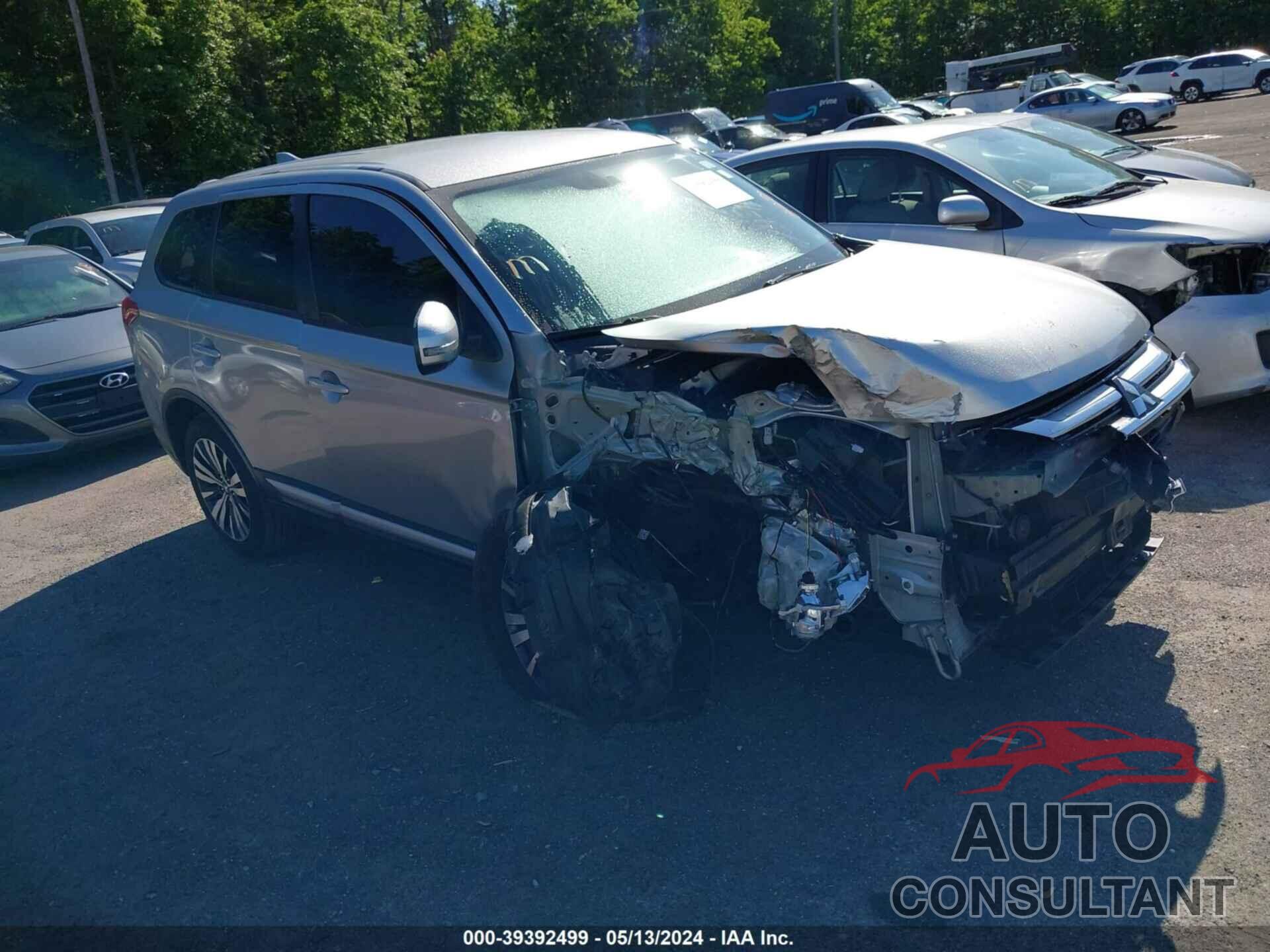 MITSUBISHI OUTLANDER 2019 - JA4AZ3A39KJ001739