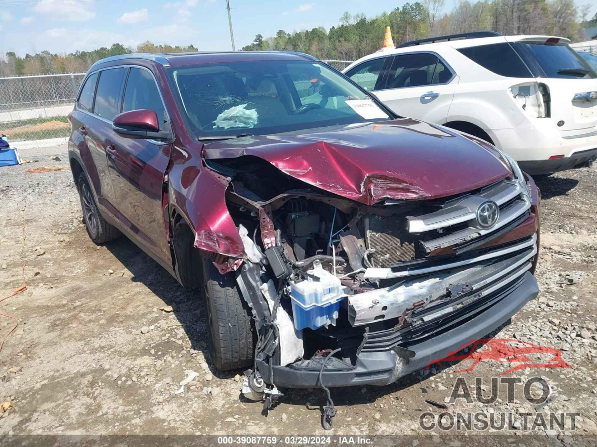 TOYOTA HIGHLANDER 2019 - 5TDKZRFH0KS290806