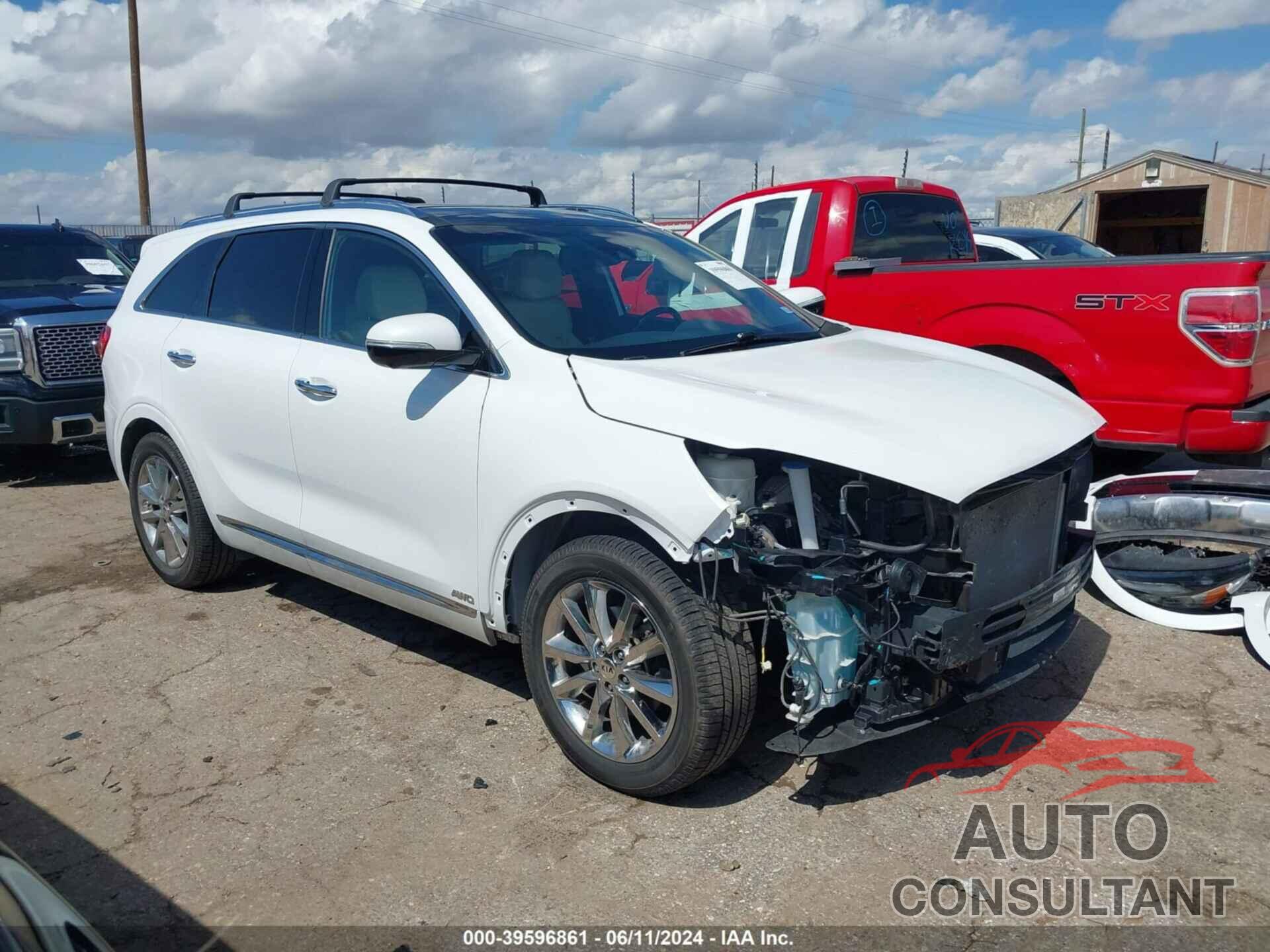 KIA SORENTO 2016 - 5XYPKDA57GG141209
