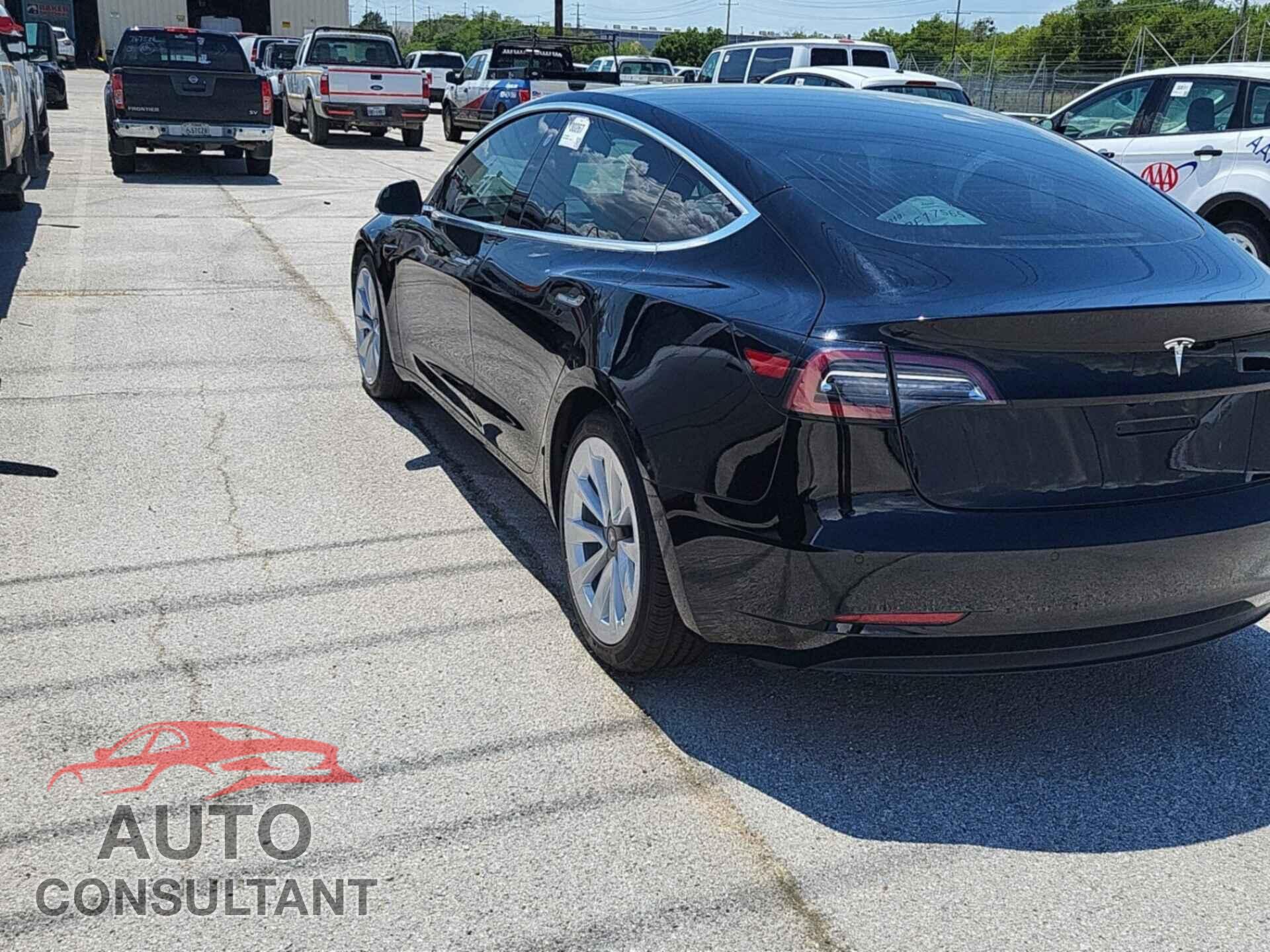 TESLA MODEL 3 2019 - 5YJ3E1EB7KF191936