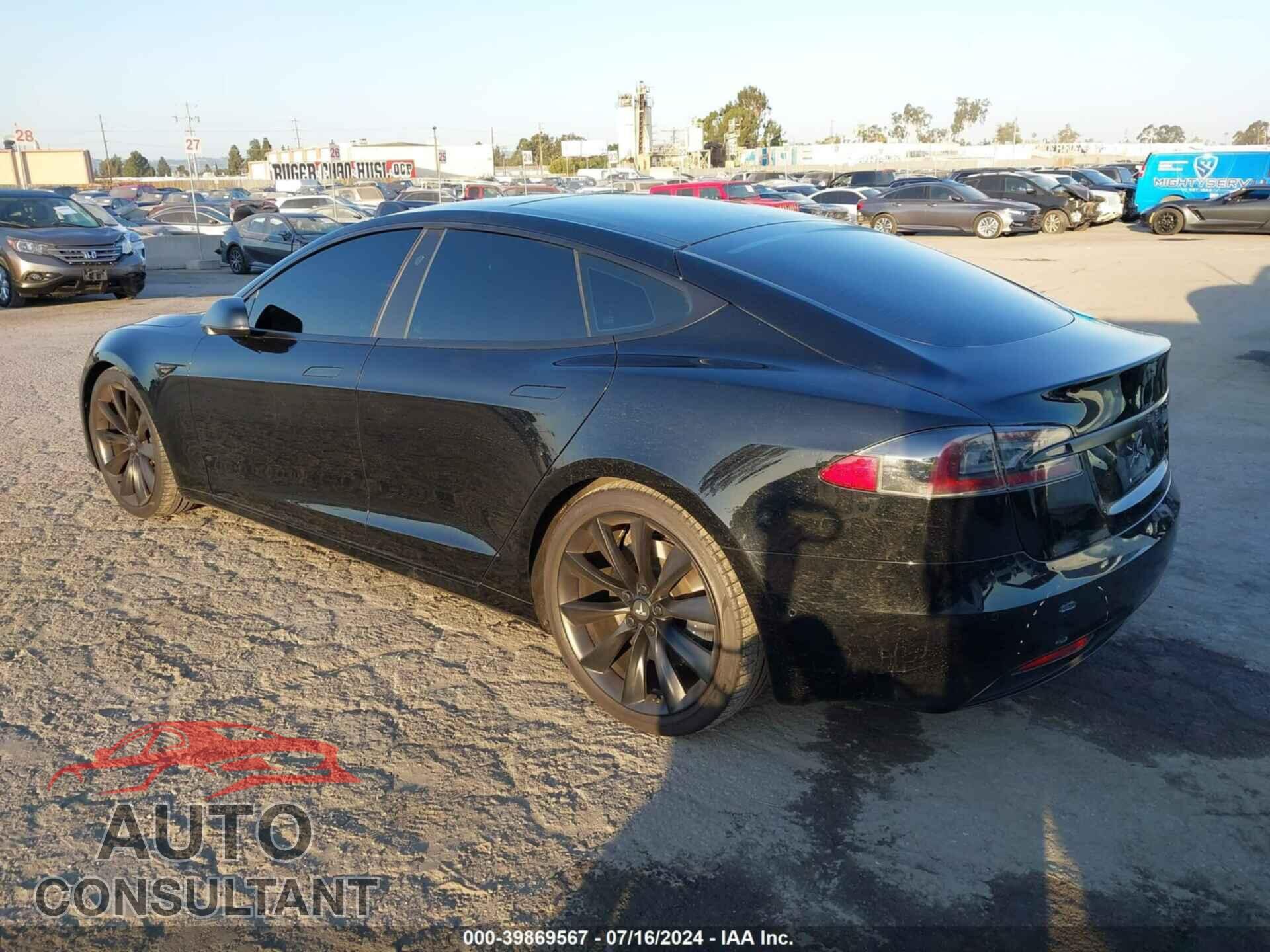 TESLA MODEL S 2017 - 5YJSA1E12HF215812