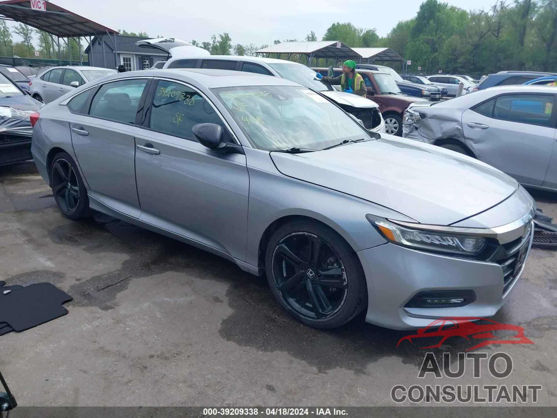 HONDA ACCORD 2018 - 1HGCV2F39JA047729