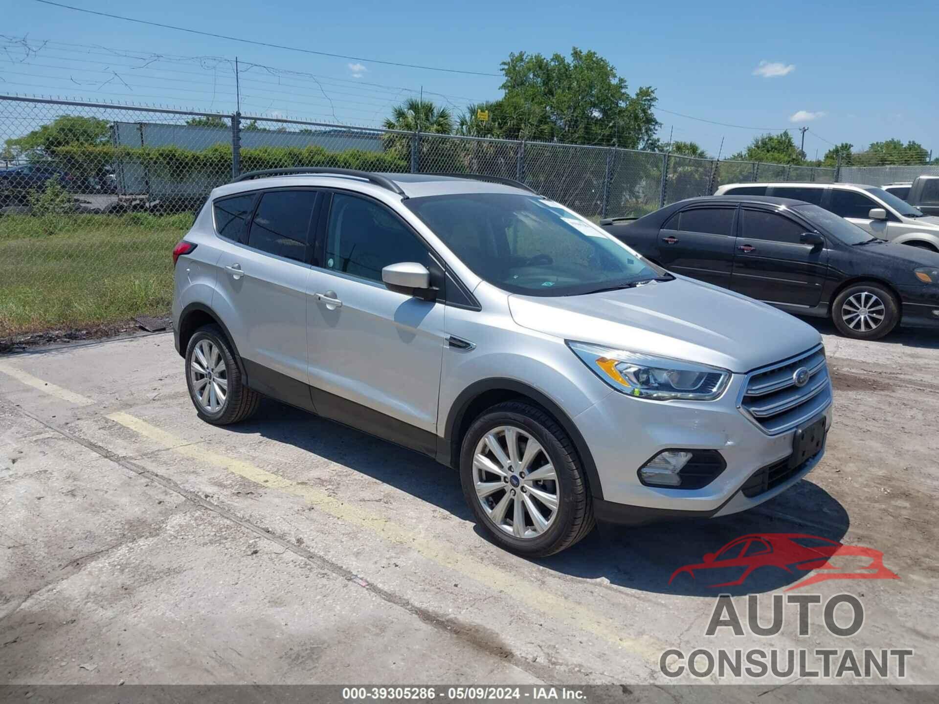 FORD ESCAPE 2019 - 1FMCU9HD9KUA73016