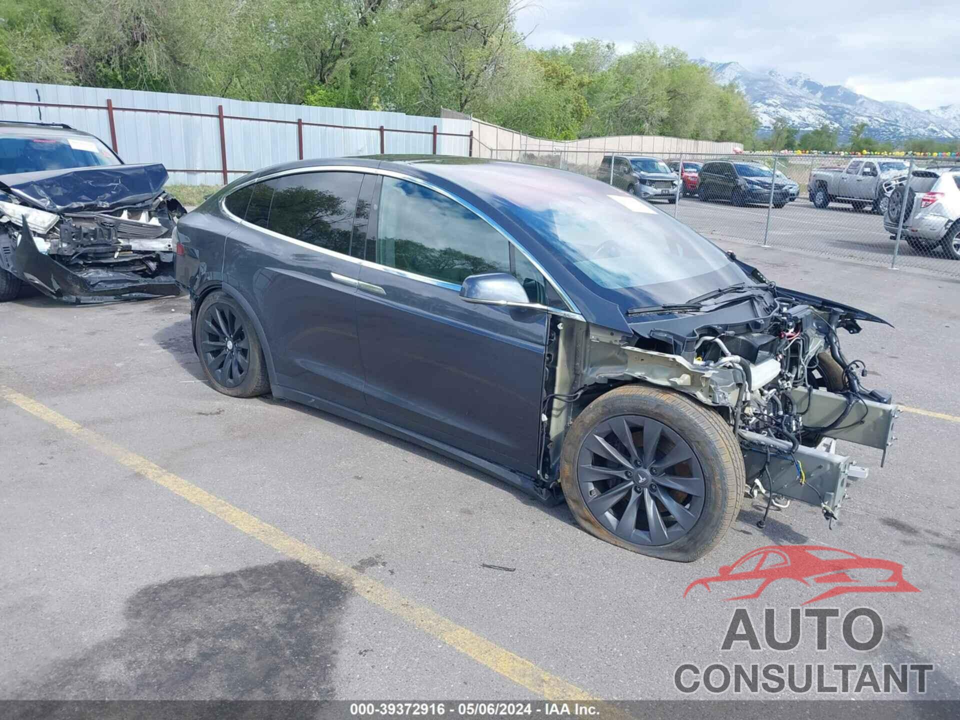 TESLA MODEL X 2018 - 5YJXCDE21JF128273