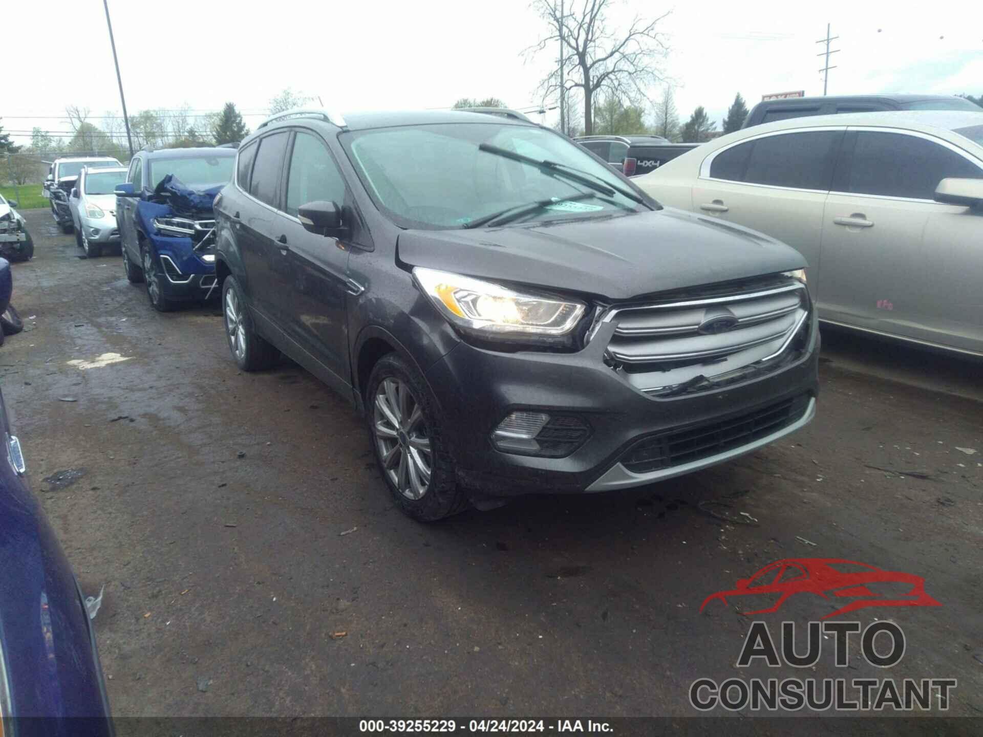 FORD ESCAPE 2017 - 1FMCU0JD4HUC89869