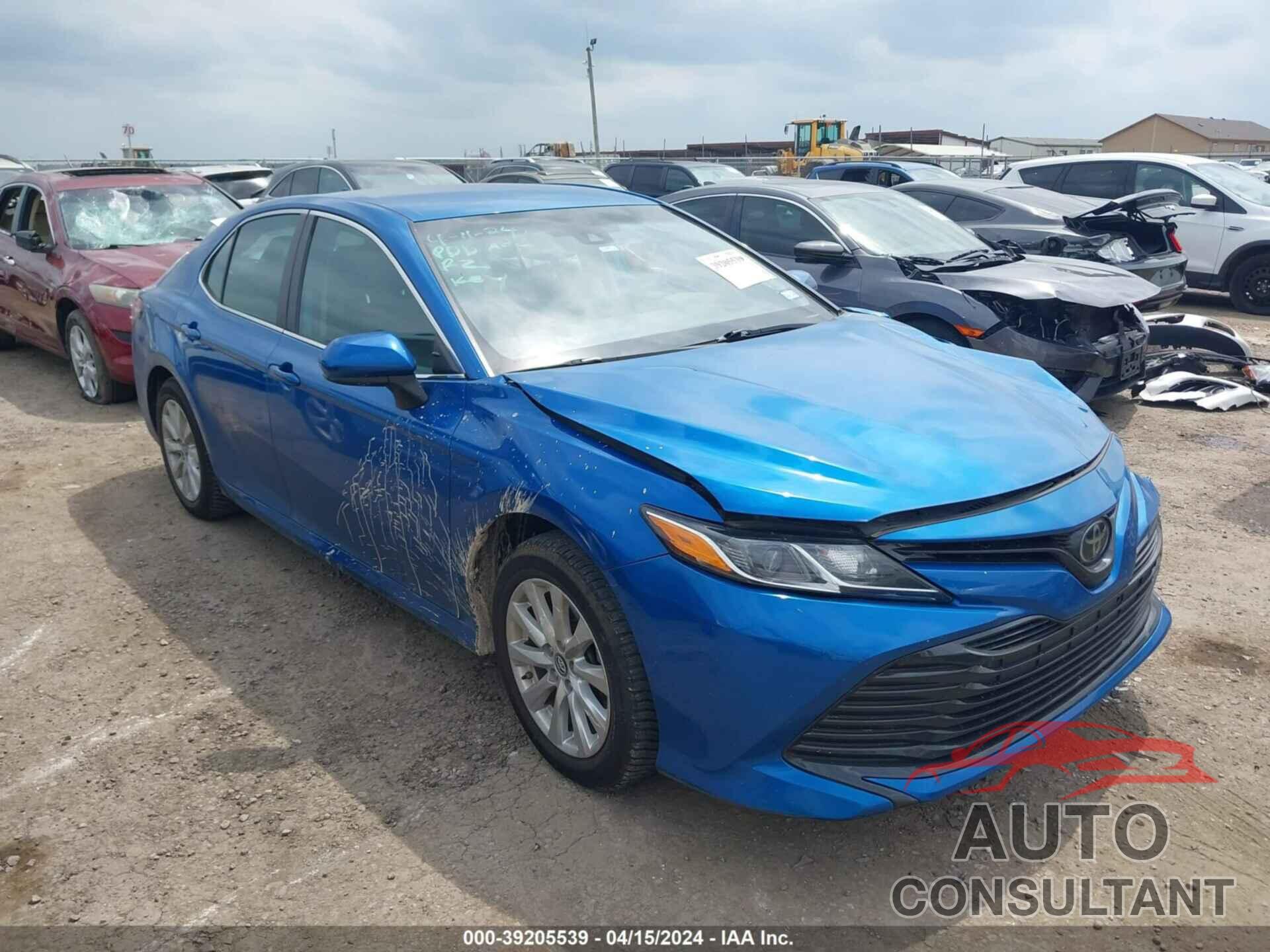 TOYOTA CAMRY 2019 - 4T1B11HK3KU238336