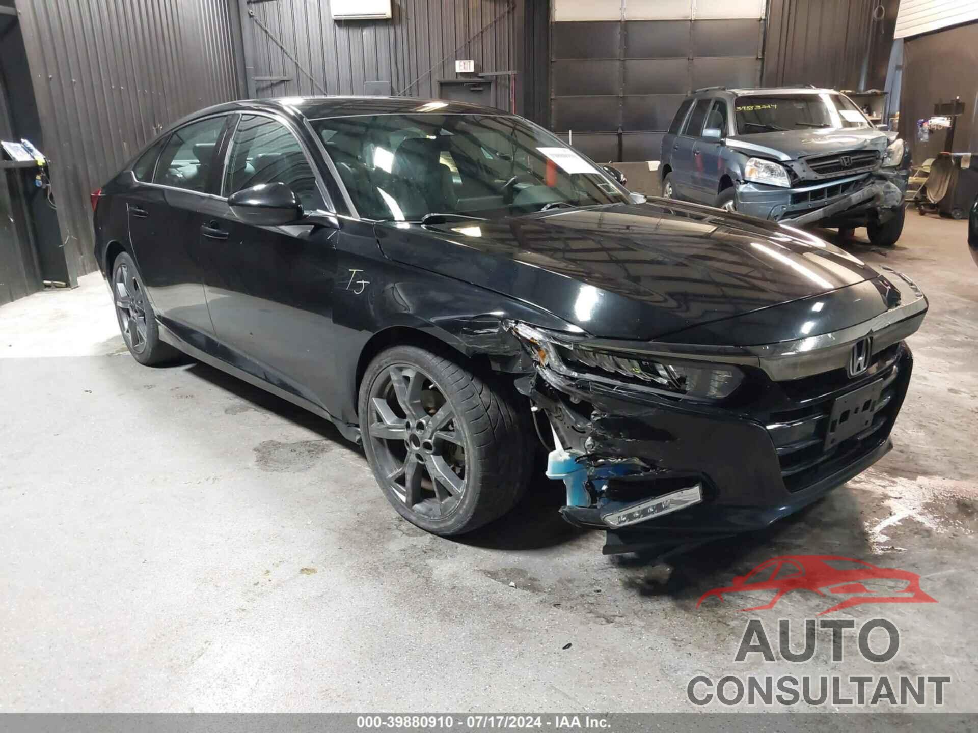 HONDA ACCORD 2018 - 1HGCV1F31JA267909