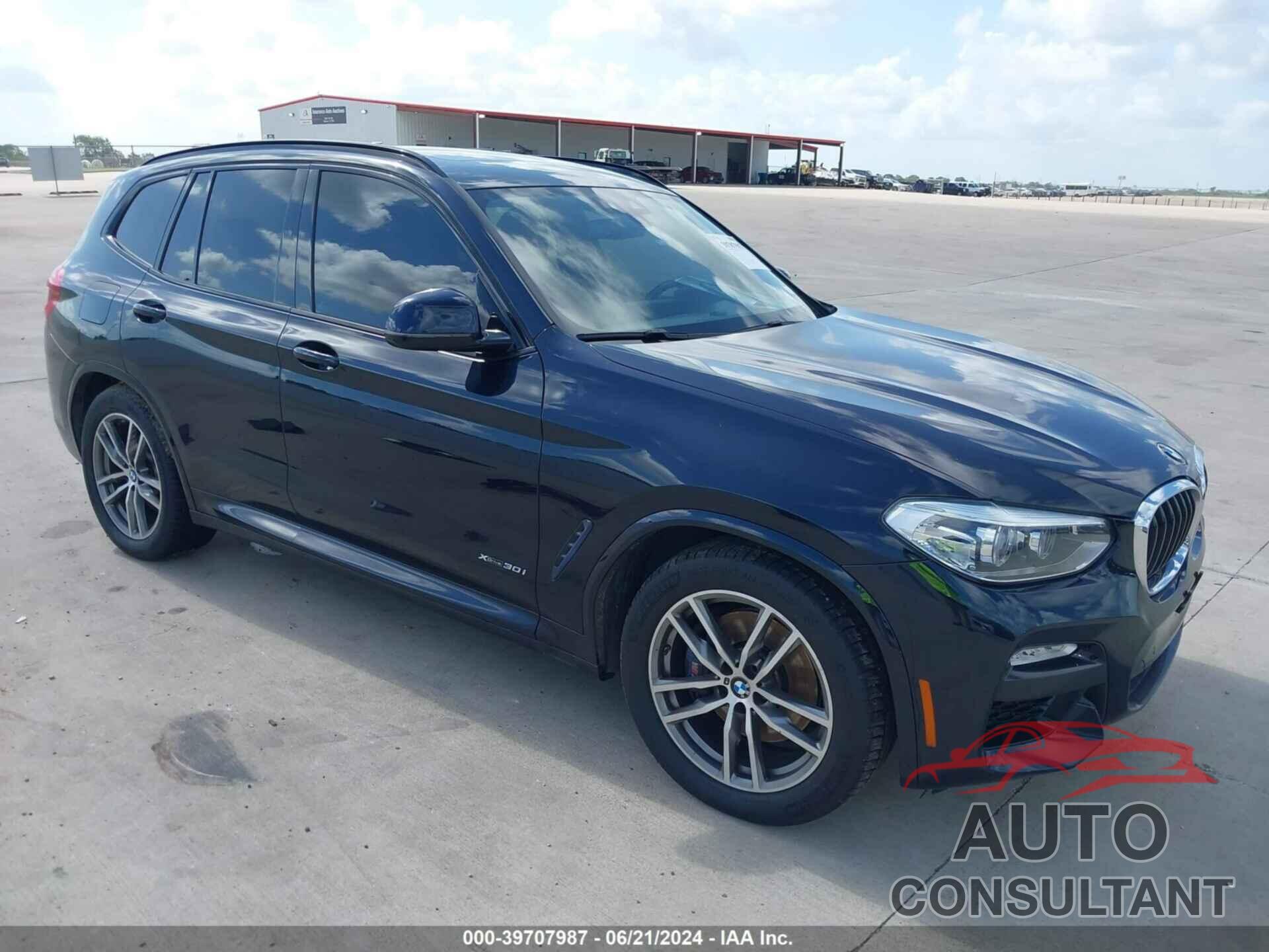 BMW X3 2018 - 5UXTR9C5XJLC79425