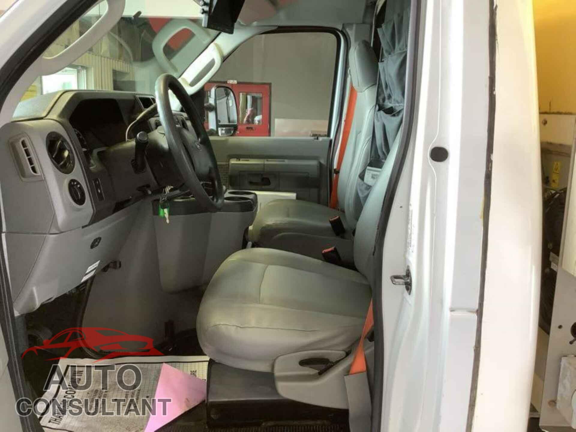 FORD E-450 CUTAWAY 2017 - 1FDXE4FS1HDC69091