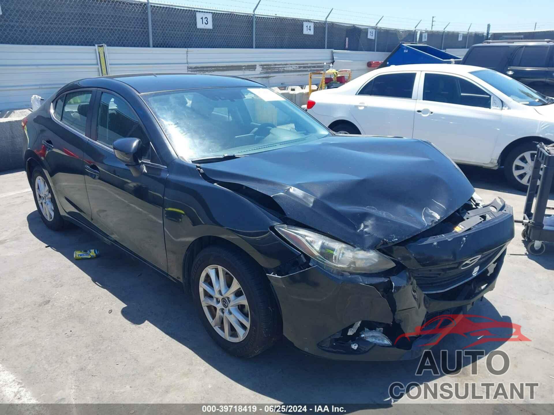 MAZDA MAZDA3 2016 - JM1BM1U79G1338706