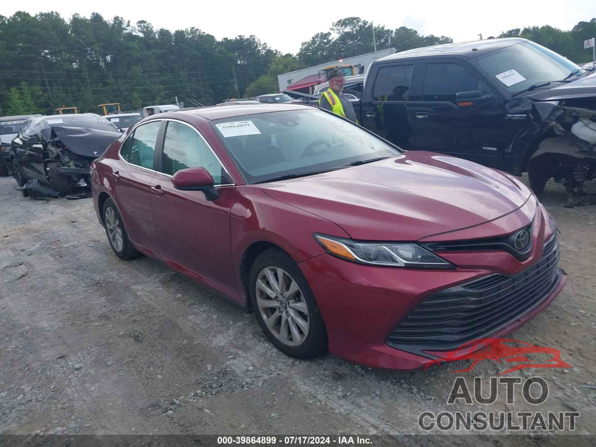 TOYOTA CAMRY 2019 - 4T1B11HK2KU688138