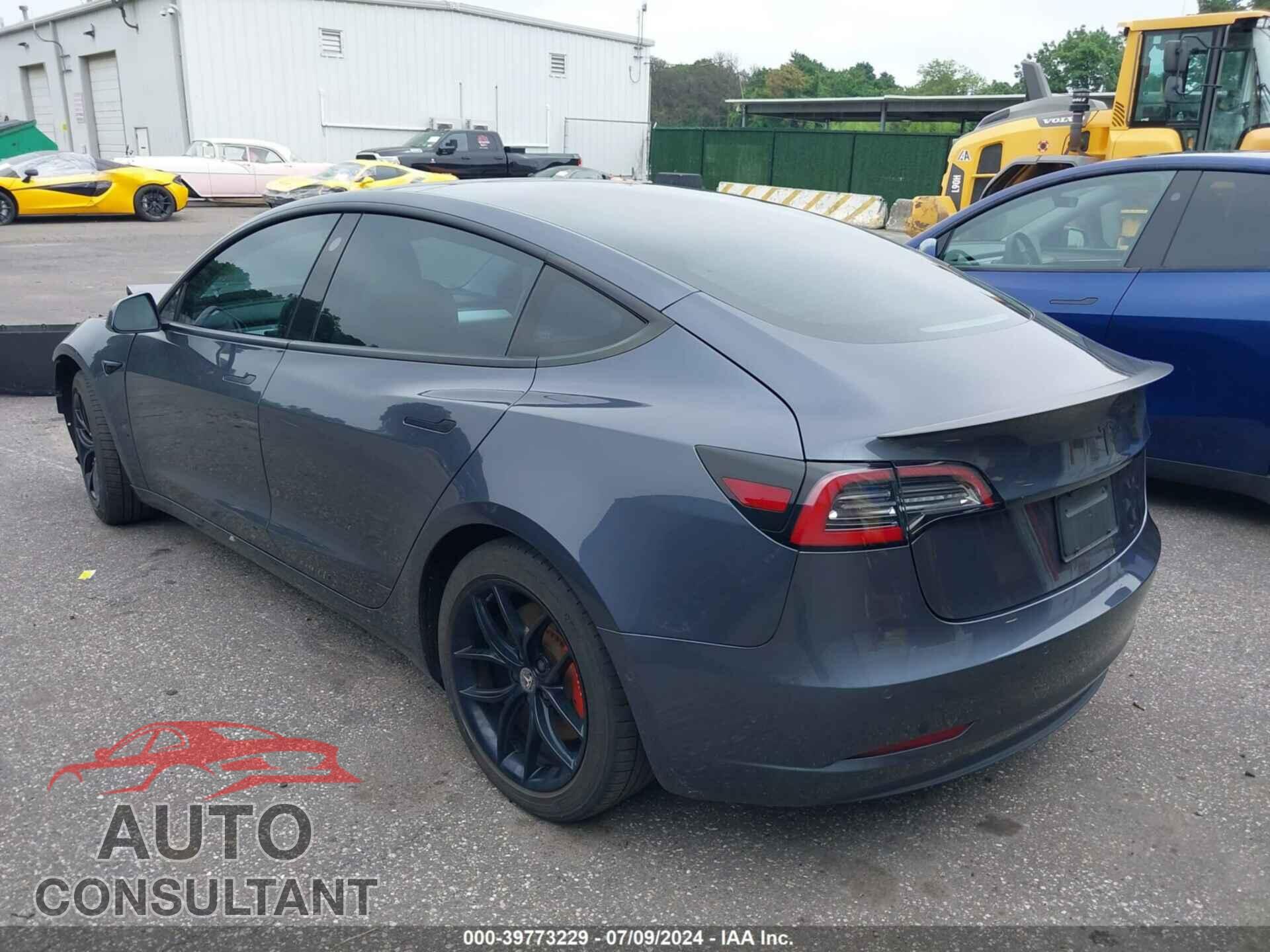 TESLA MODEL 3 2021 - 5YJ3E1EC1MF849682