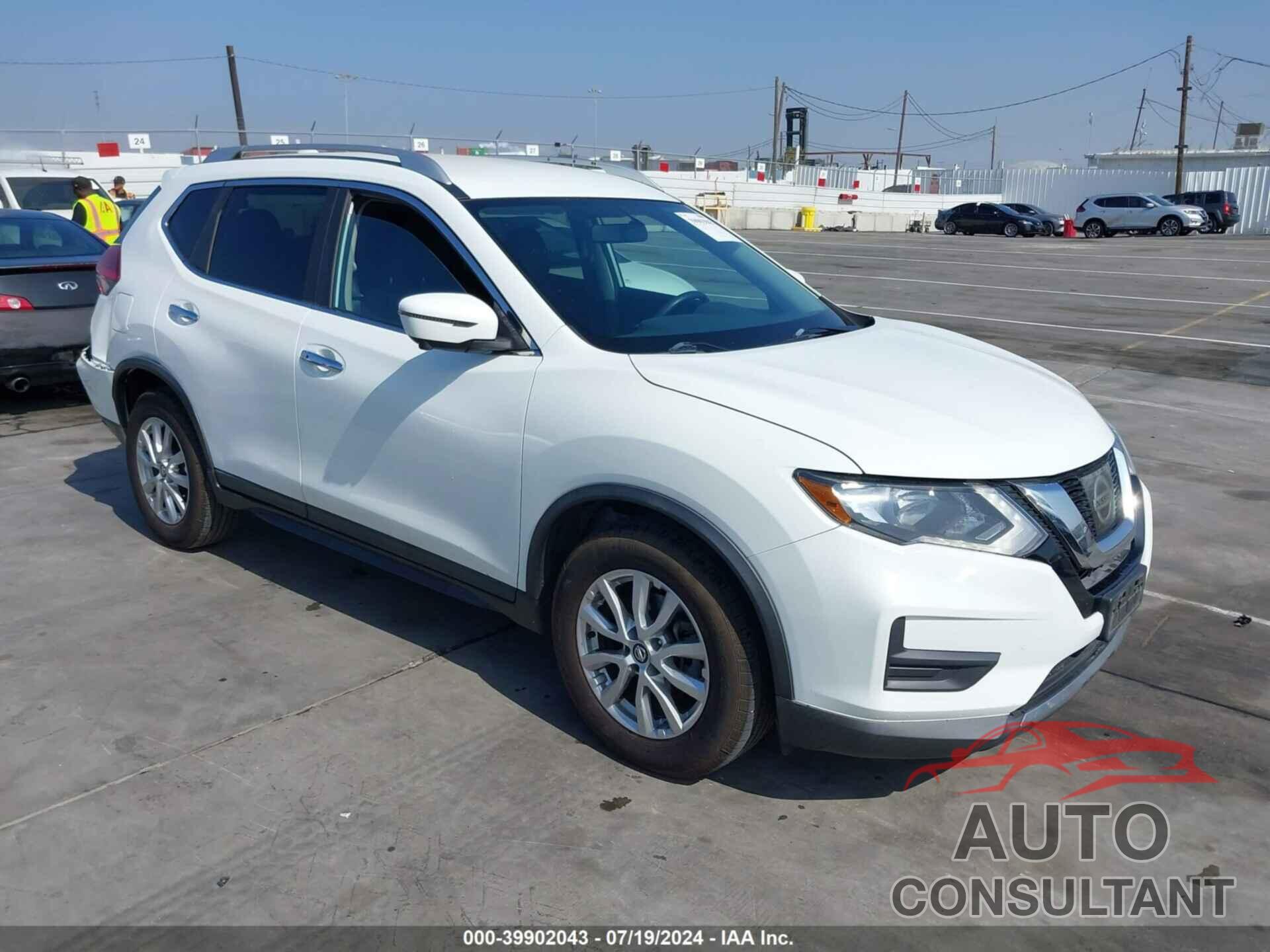 NISSAN ROGUE 2017 - KNMAT2MT0HP574810