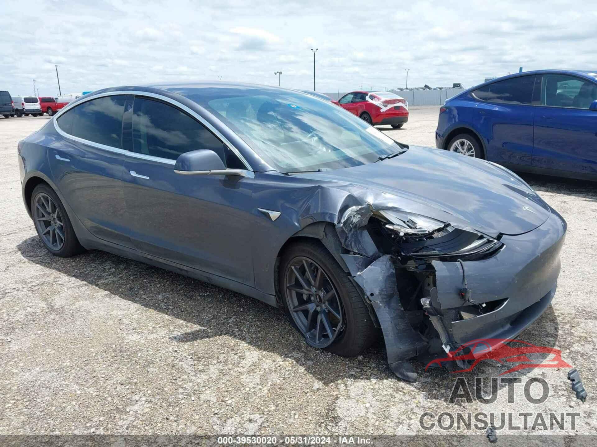 TESLA MODEL 3 2018 - 5YJ3E1EA8JF041095