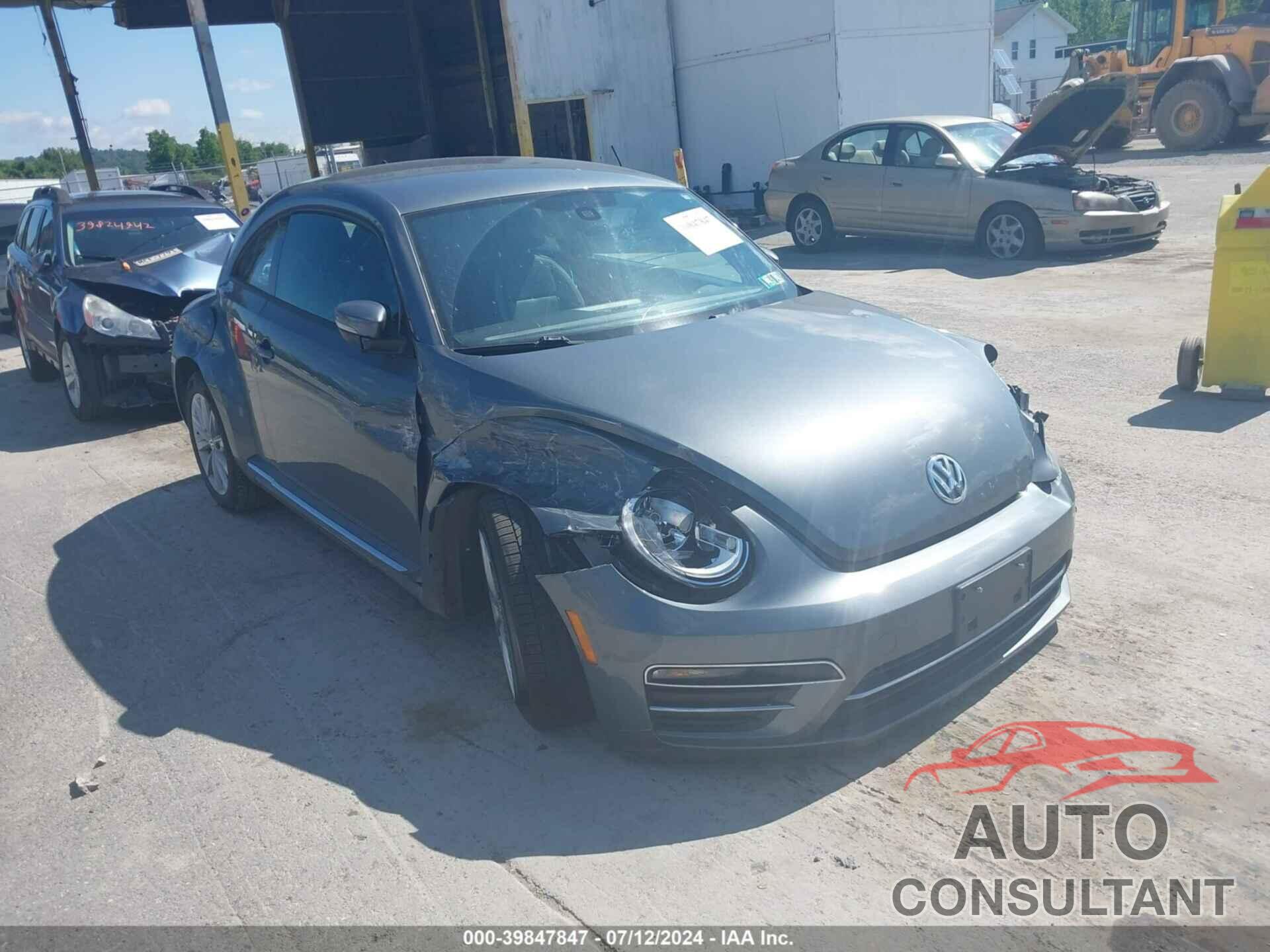 VOLKSWAGEN BEETLE 2017 - 3VWJ17AT6HM625964