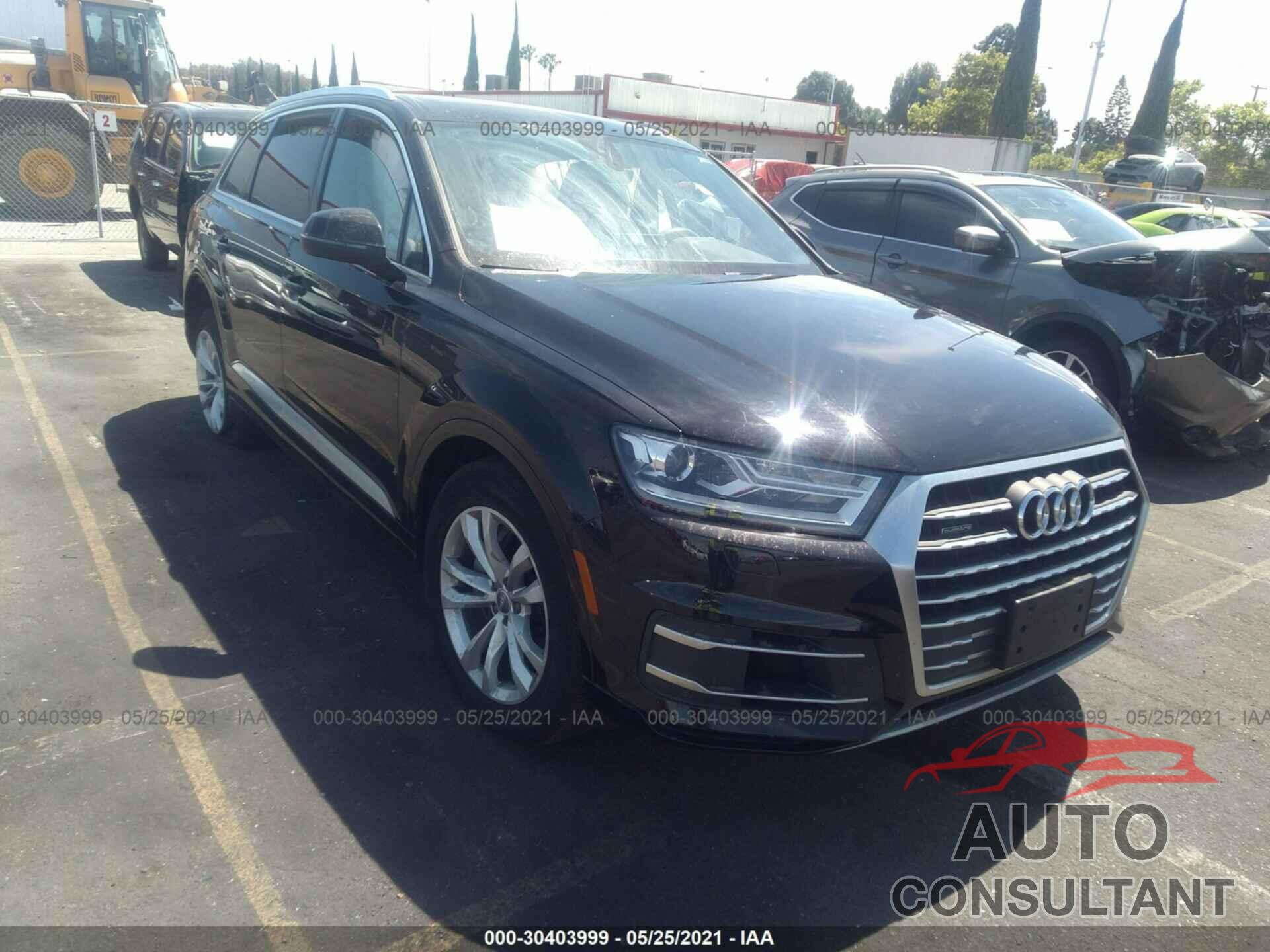 AUDI Q7 2019 - WA1AAAF7XKD010911