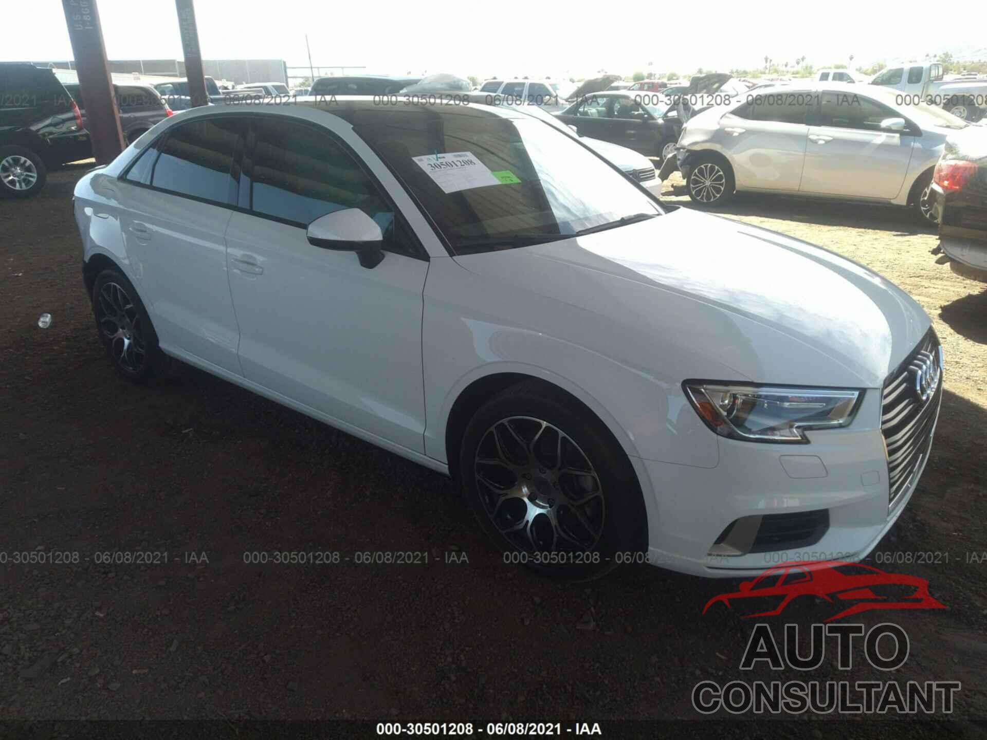 AUDI A3 SEDAN 2017 - WAUAUGFF4H1054126