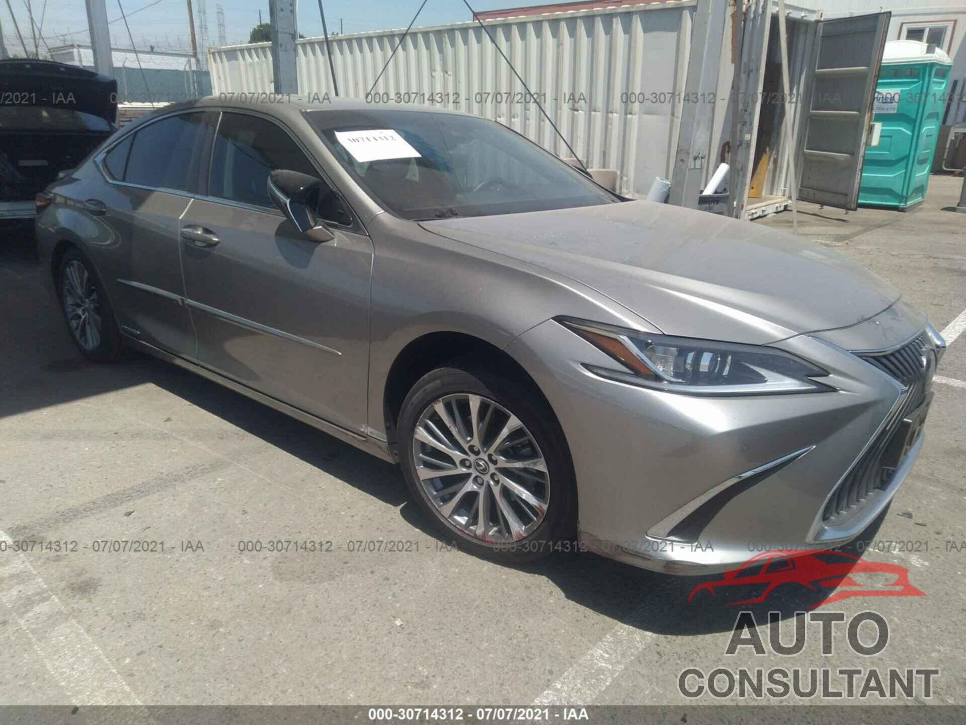 LEXUS ES 2020 - 58AD21B18LU009795